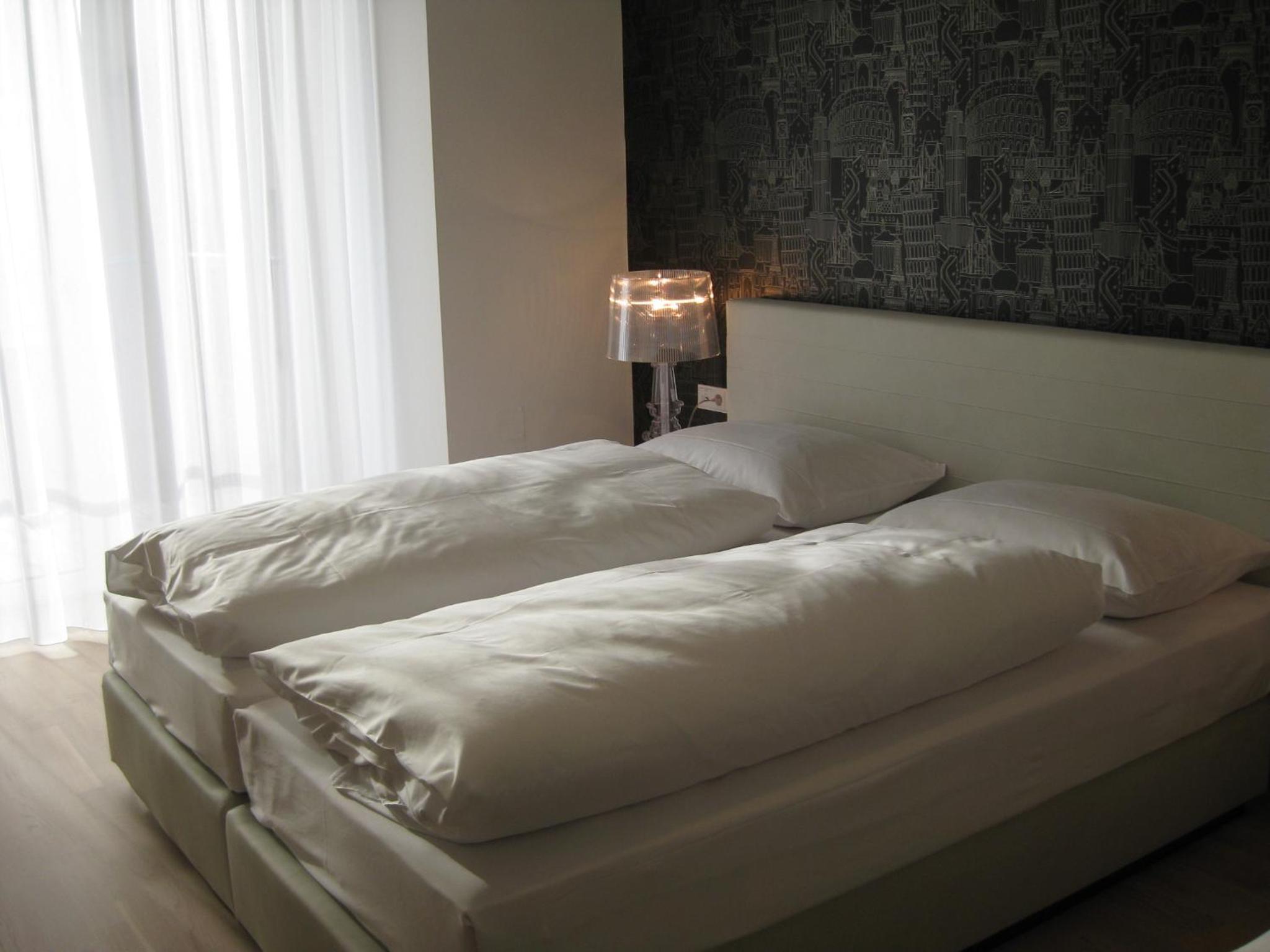 Premium Double or Twin Room with Balcony - Photo 2