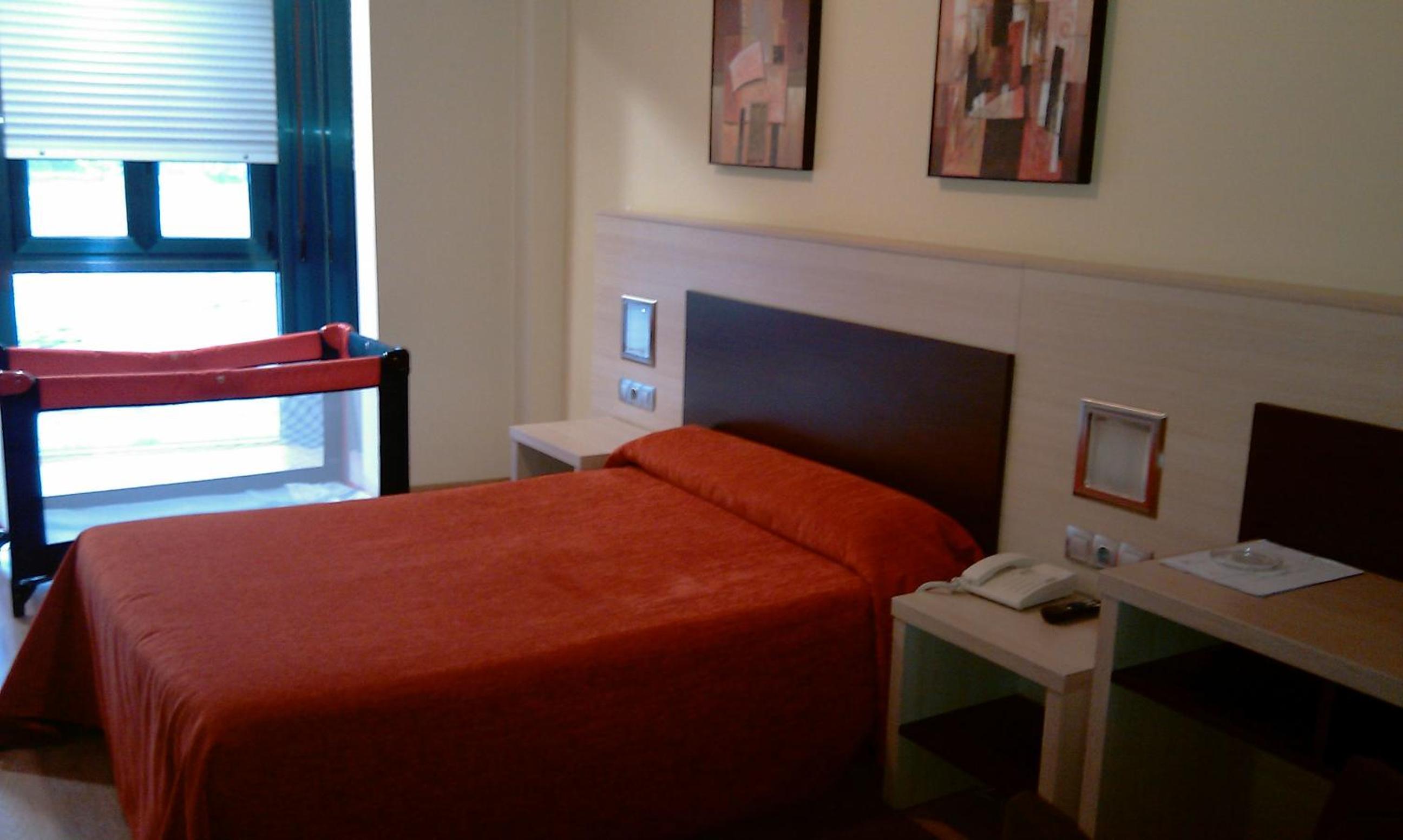 Habitación Doble (1 Adulto)