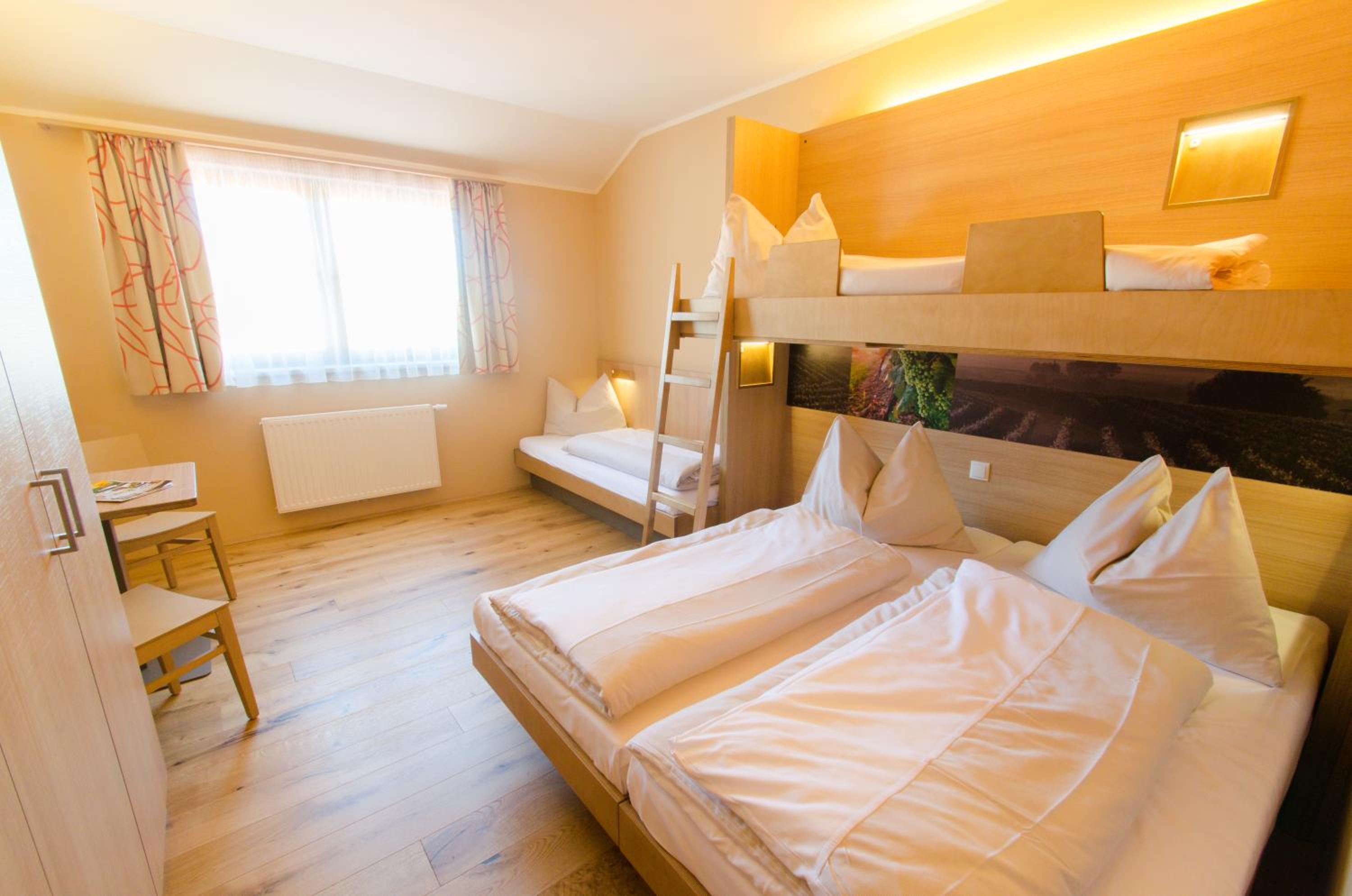 Quadruple Room photo 1