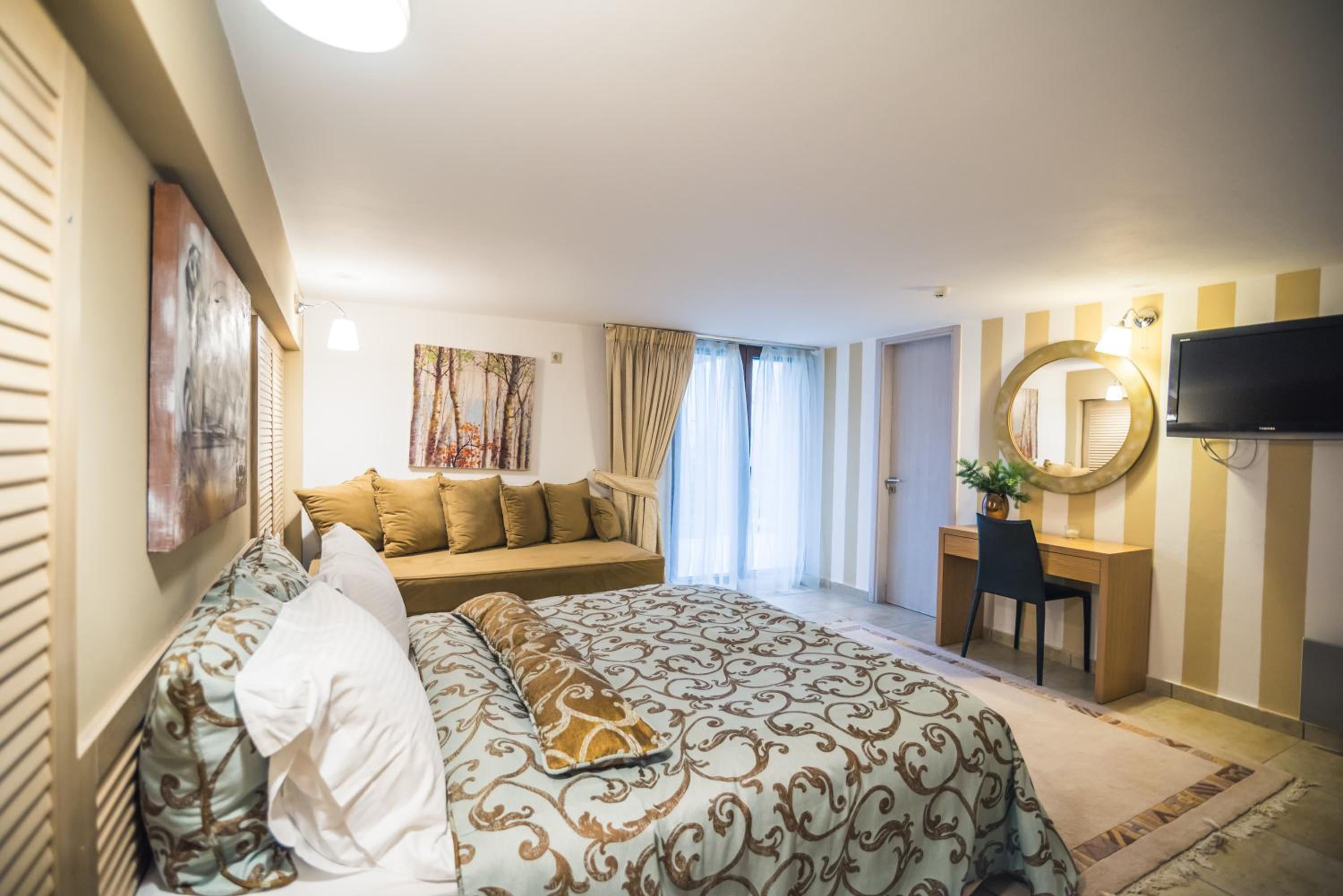 Two-Bedroom Suite with Forest View