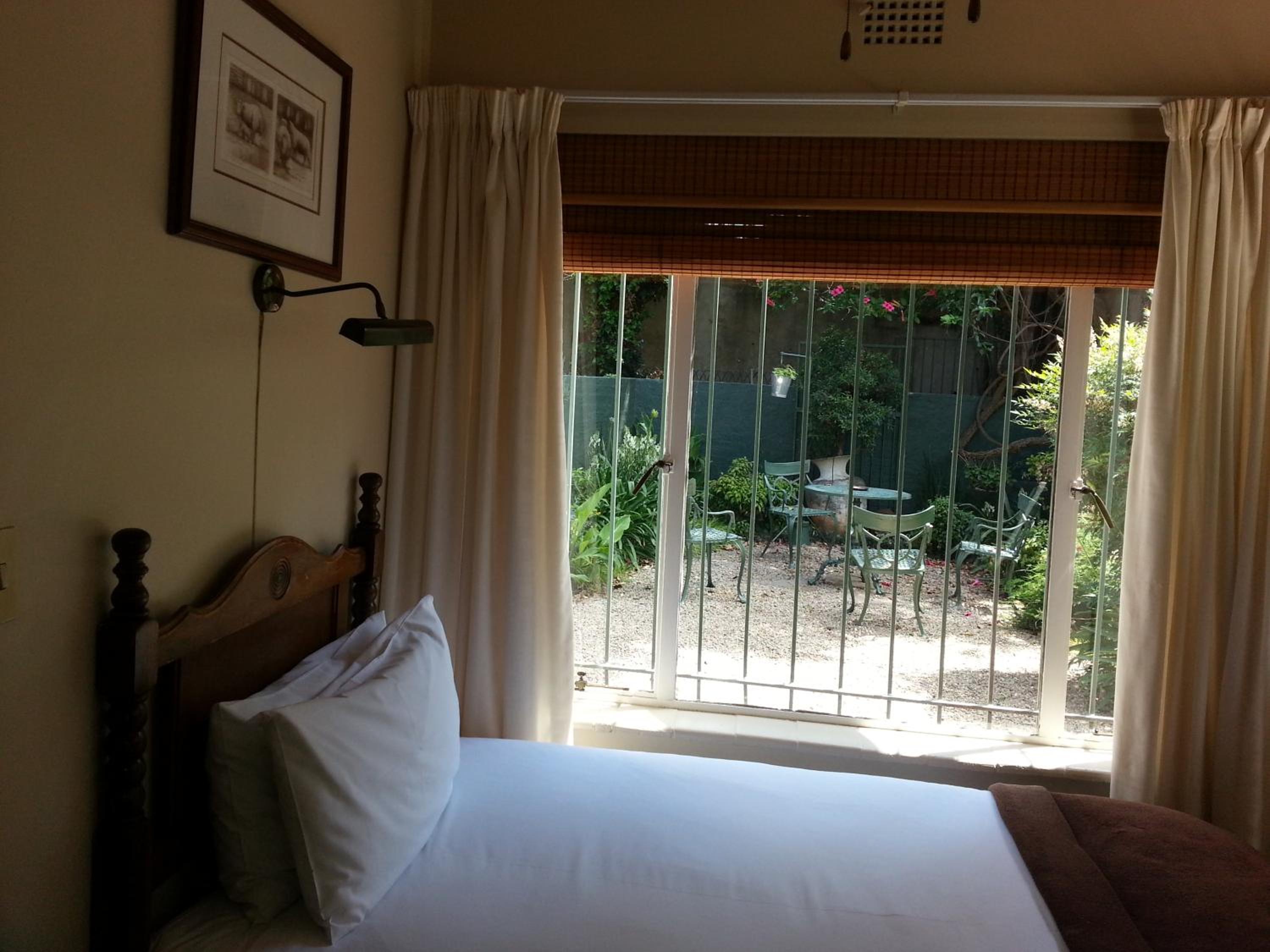 Single Room photo 1