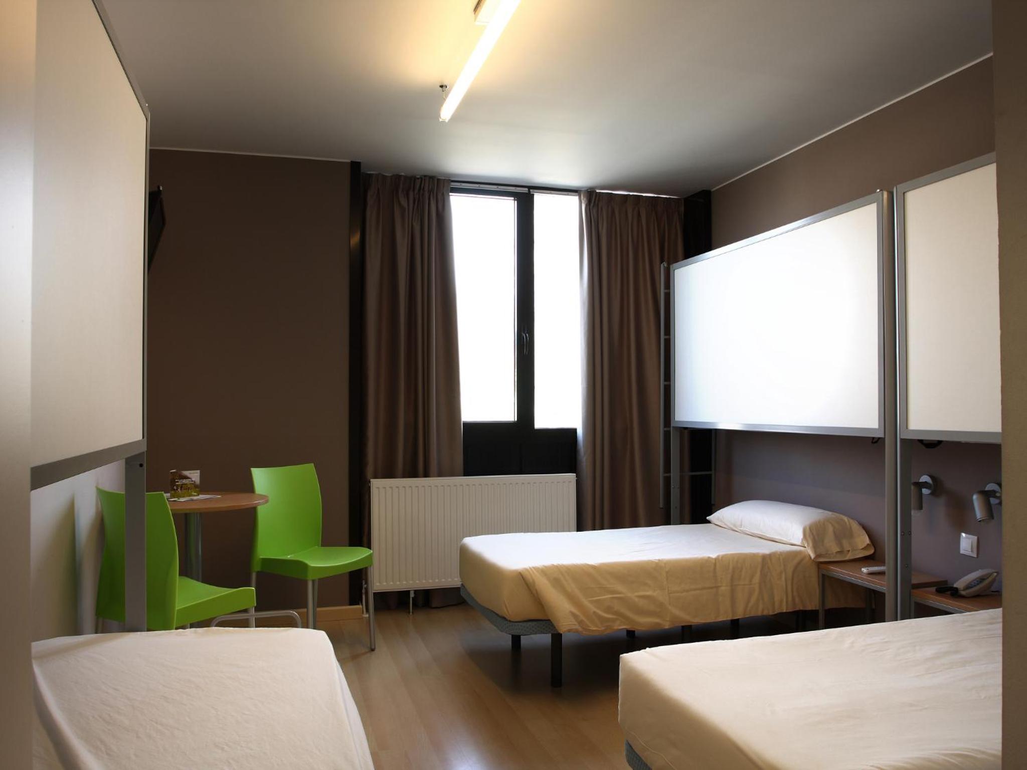 Habitación triple (2 adultos + 1 niño)