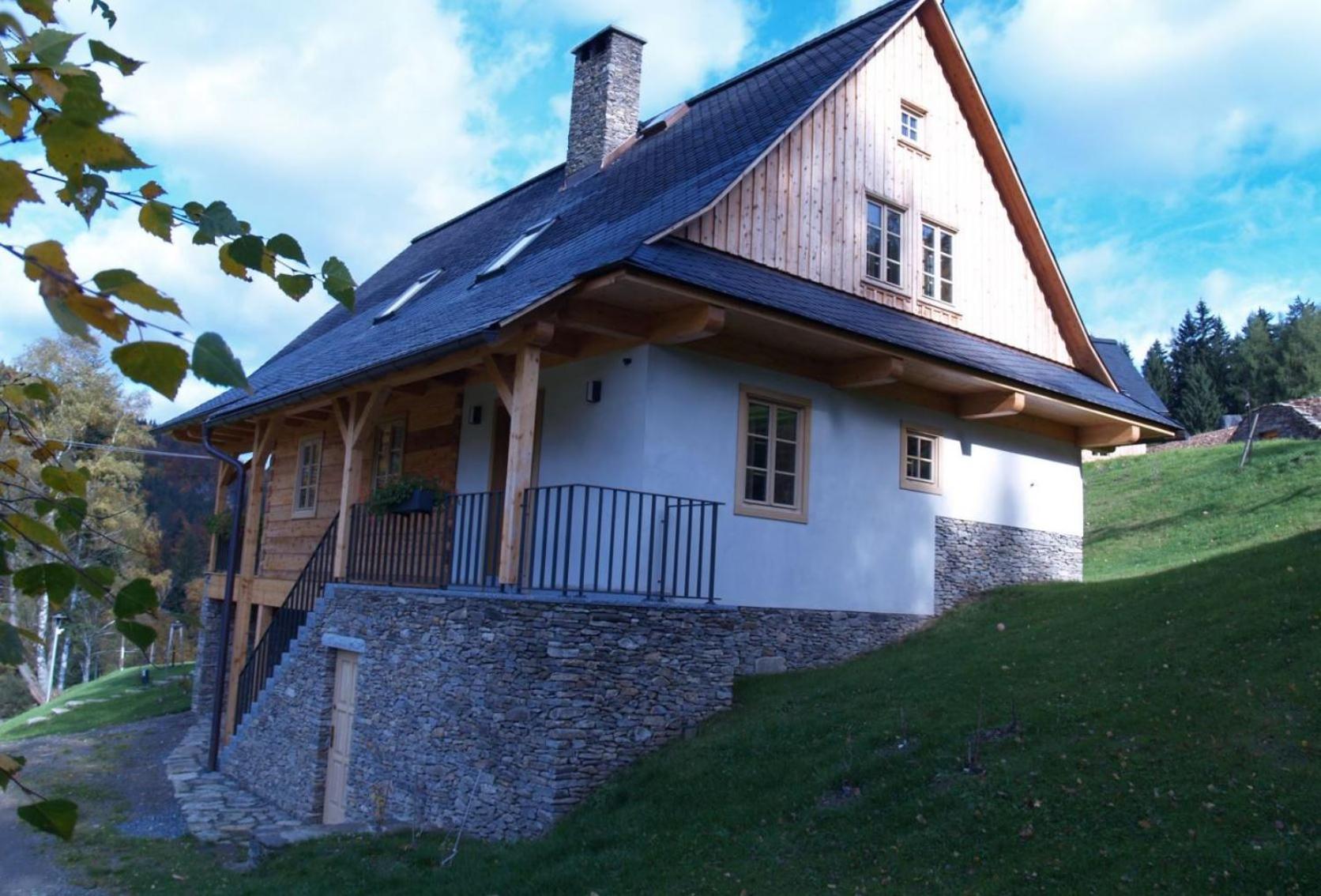 Three-Bedroom Chalet with Sauna photo 3