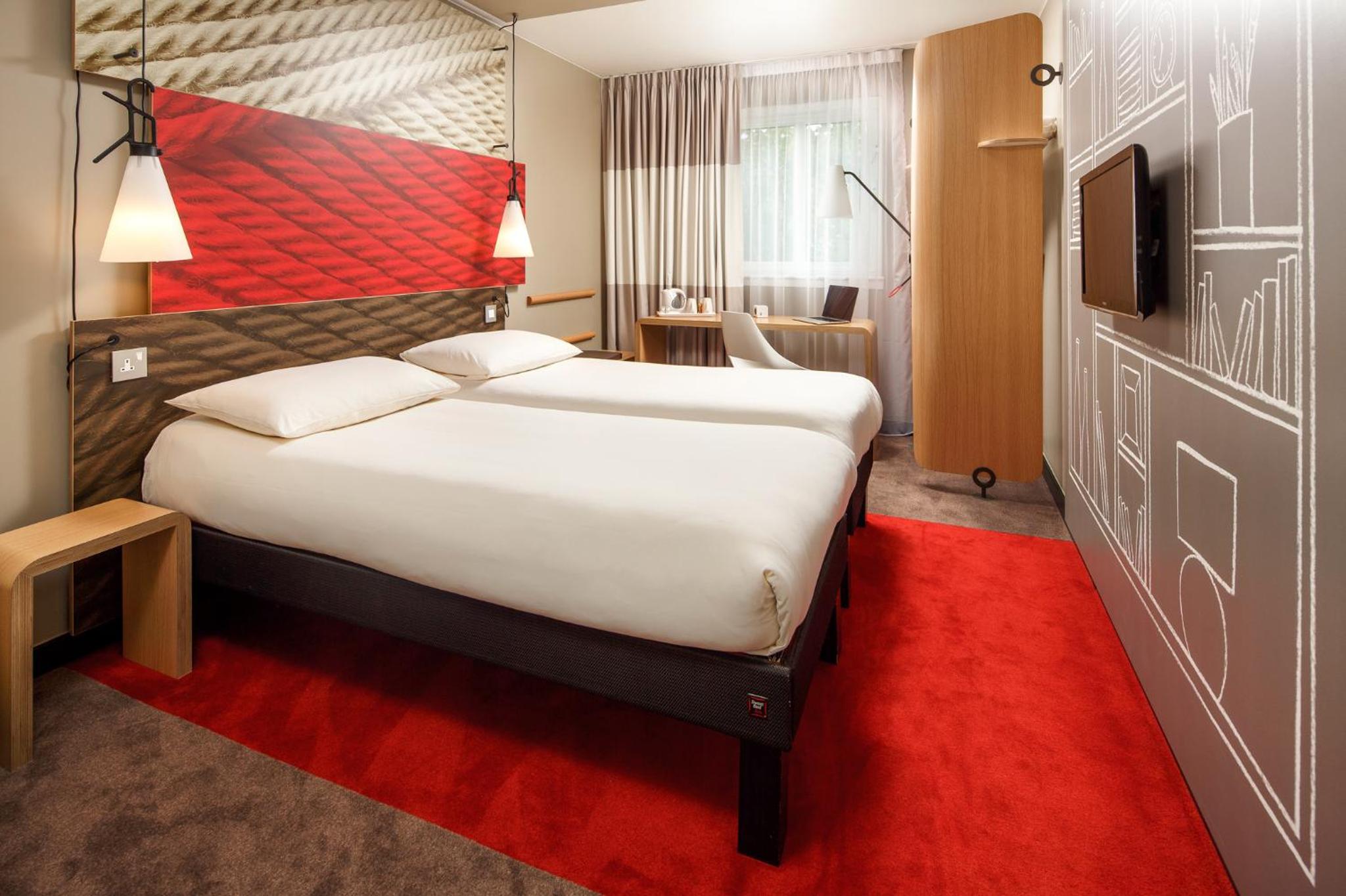 Twin Room with 2 beds - Photo 4
