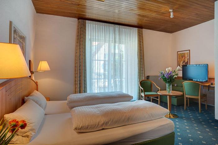 Large Double Room photo 3