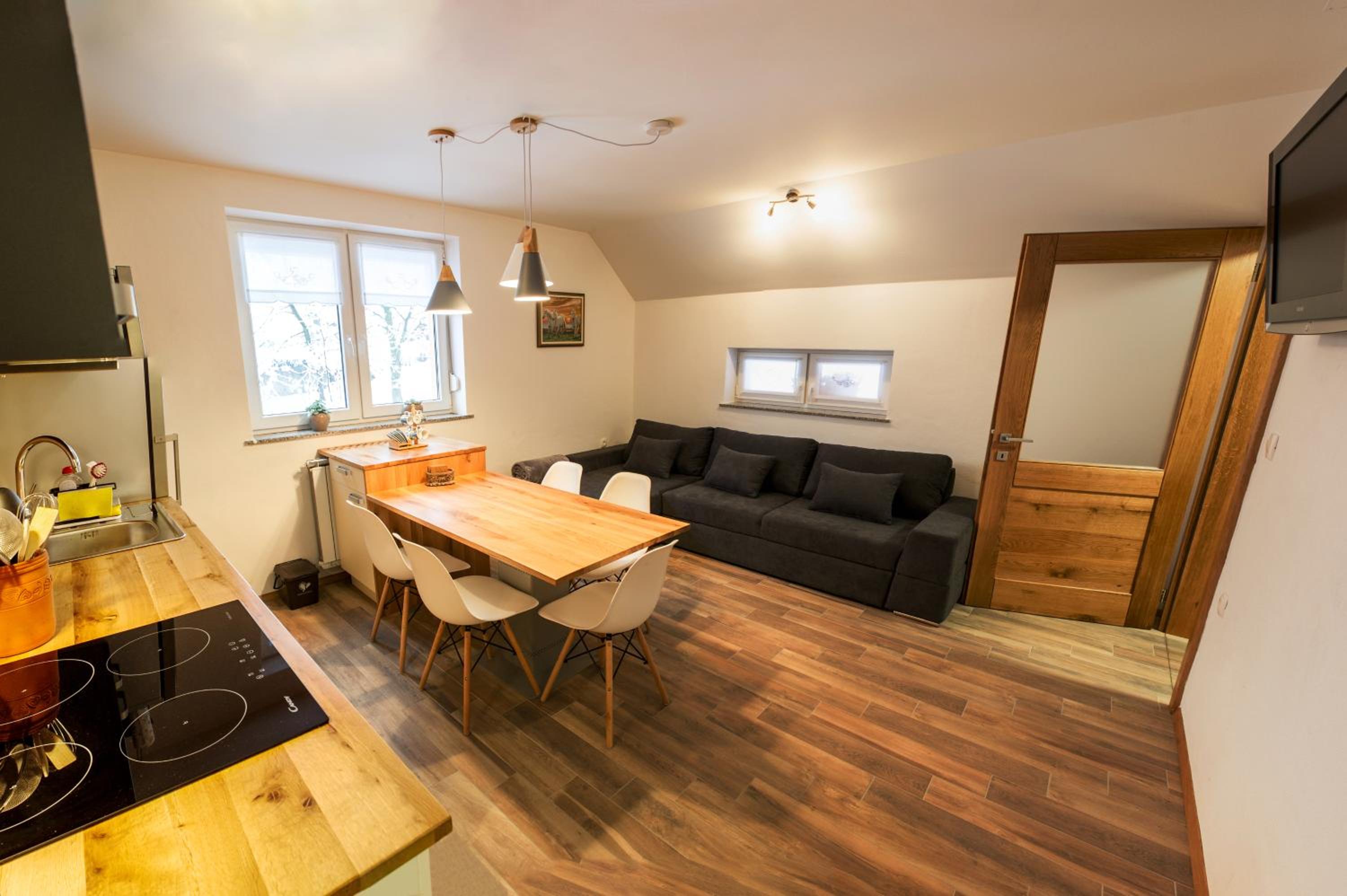 Apartment - Ground Floor photo 3
