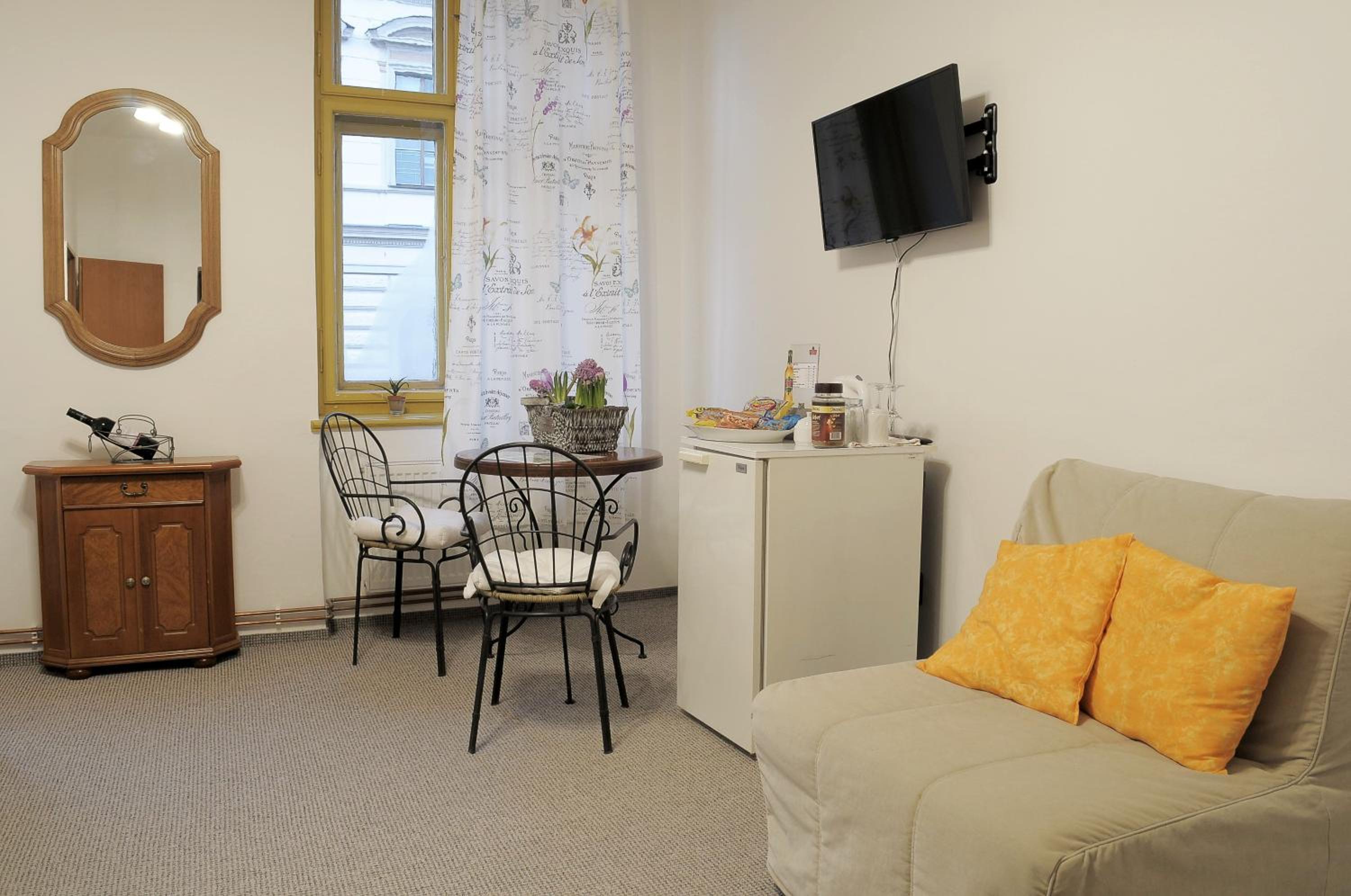 Triple Room with Chateau View photo 2