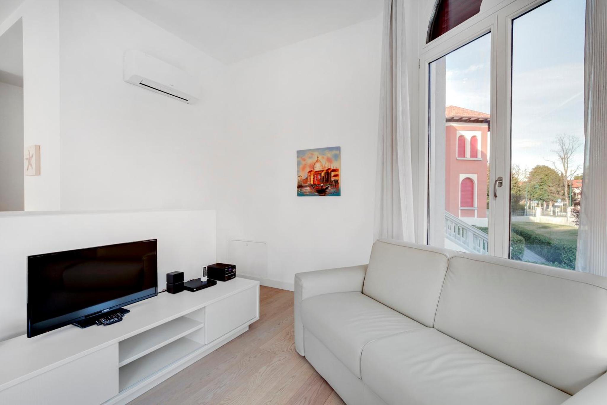 Apartment photo 3