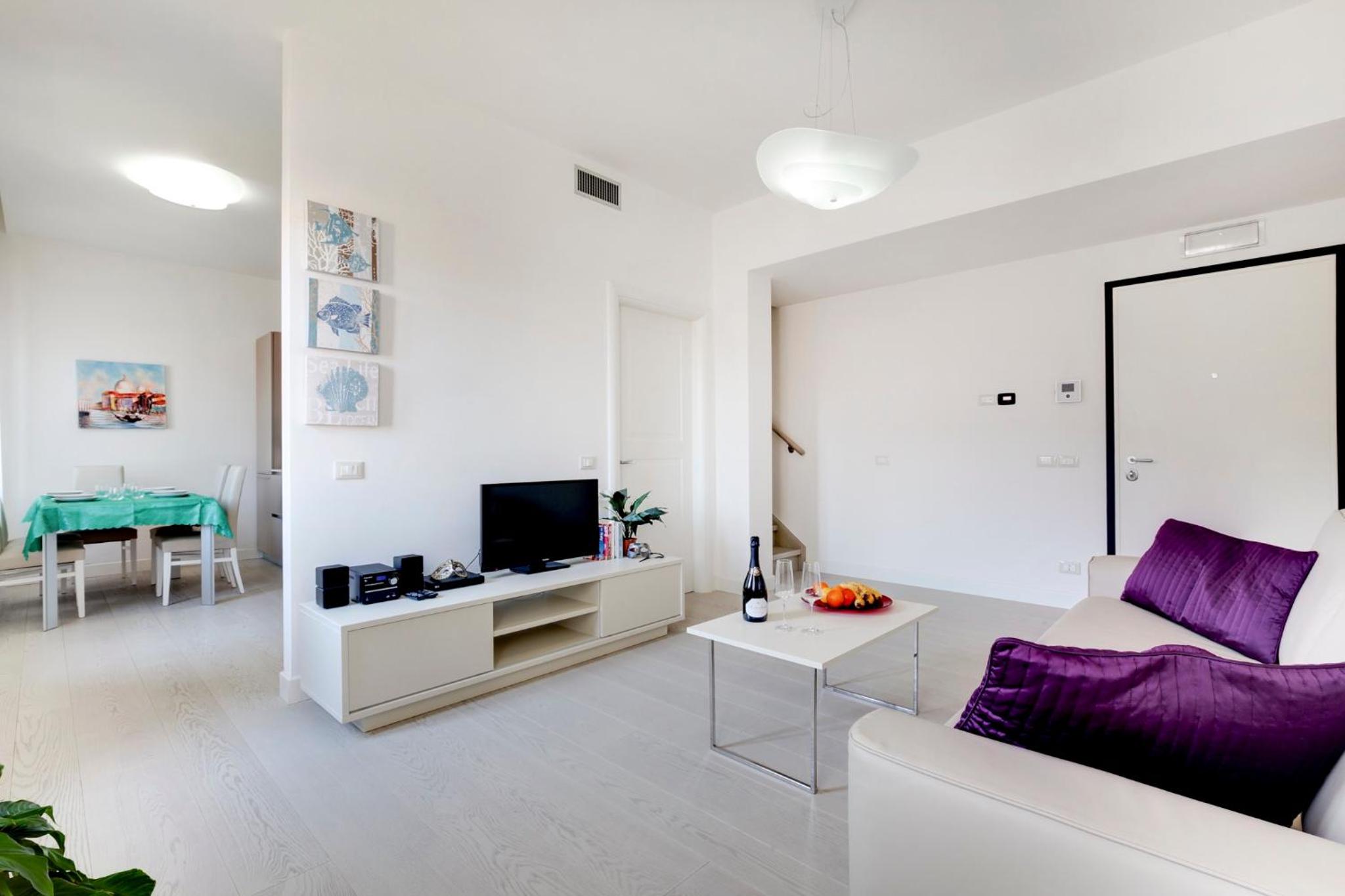 Apartment photo 1
