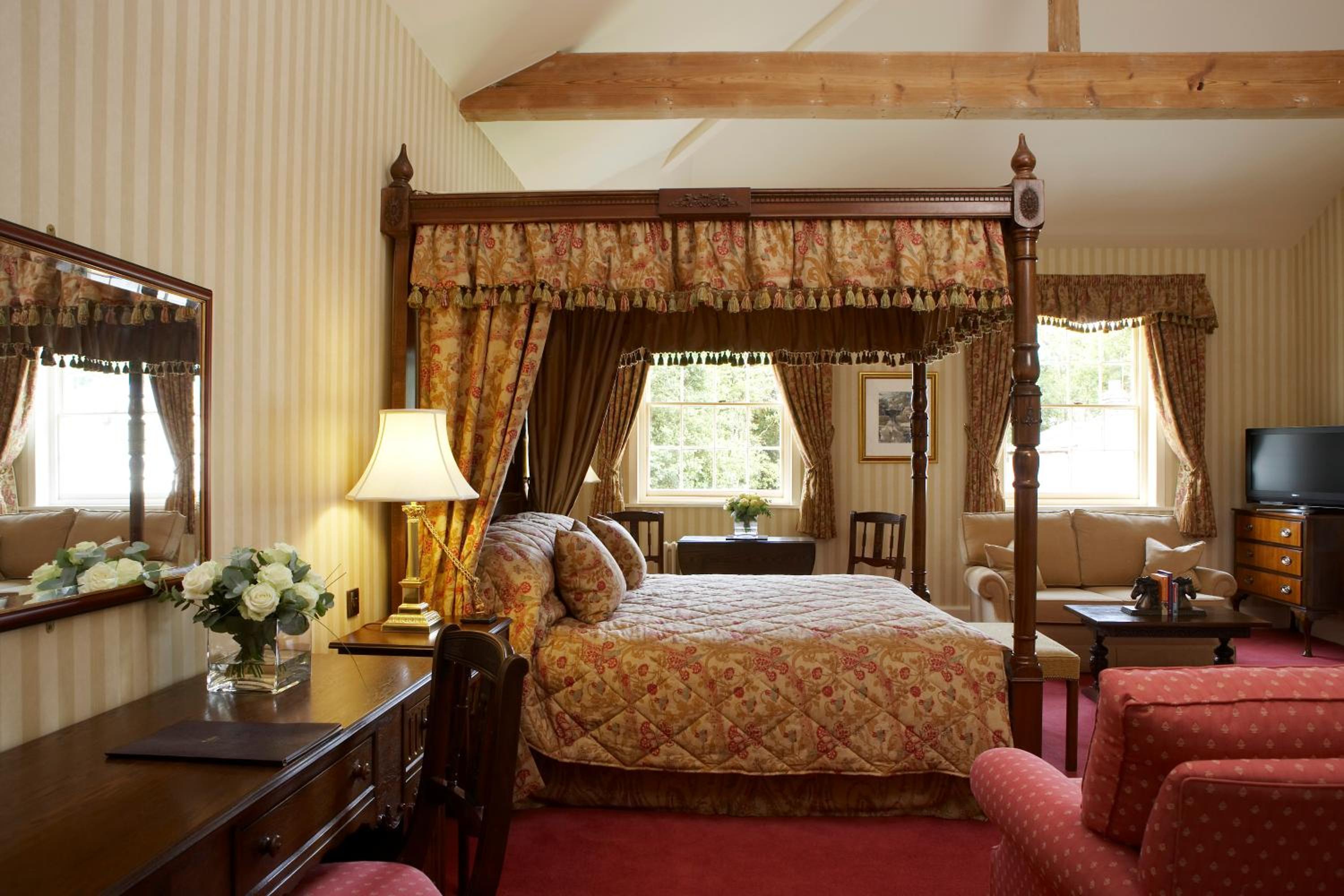 Country Club Suite
