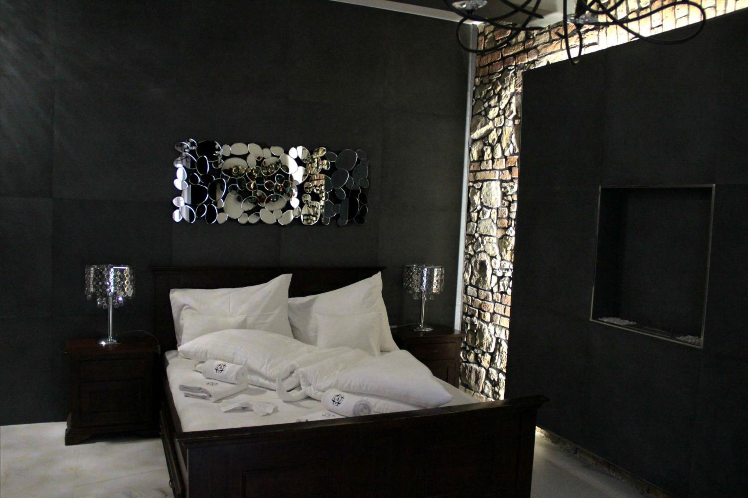 Deluxe Double Room with Jacuzzi  - Photo 13