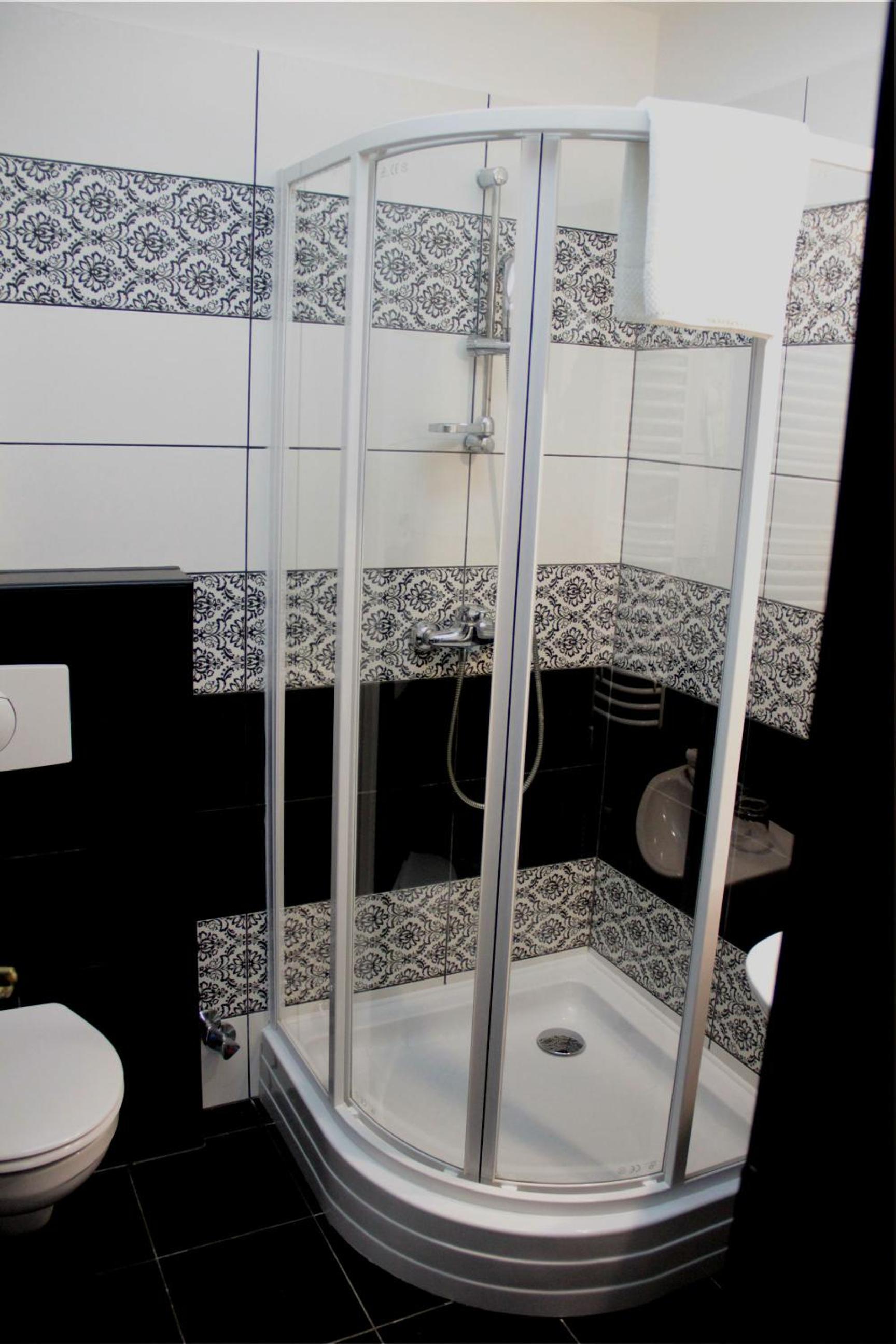 Deluxe Double Room with Jacuzzi  - Photo 8