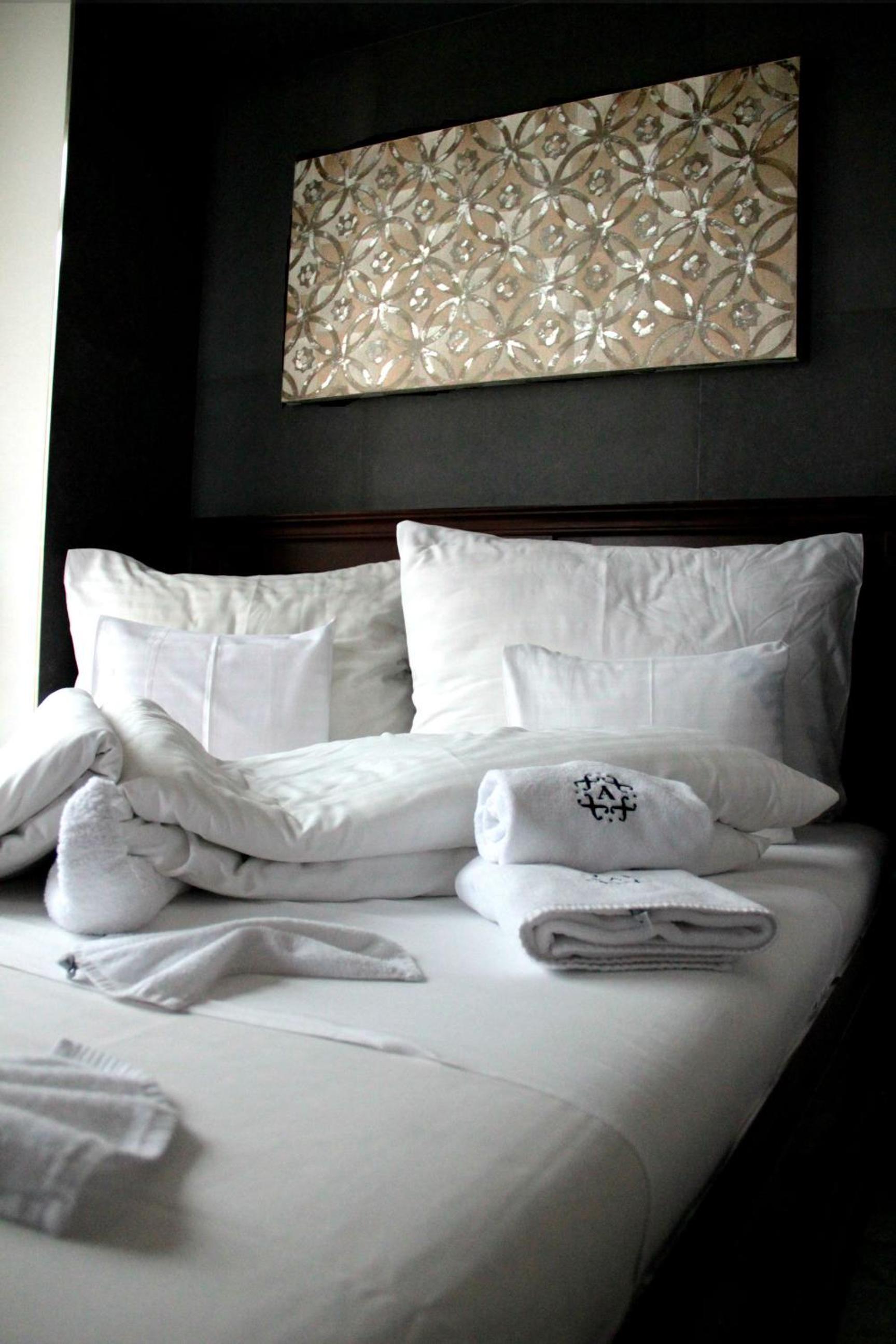 Deluxe Double Room with Jacuzzi  - Photo 3