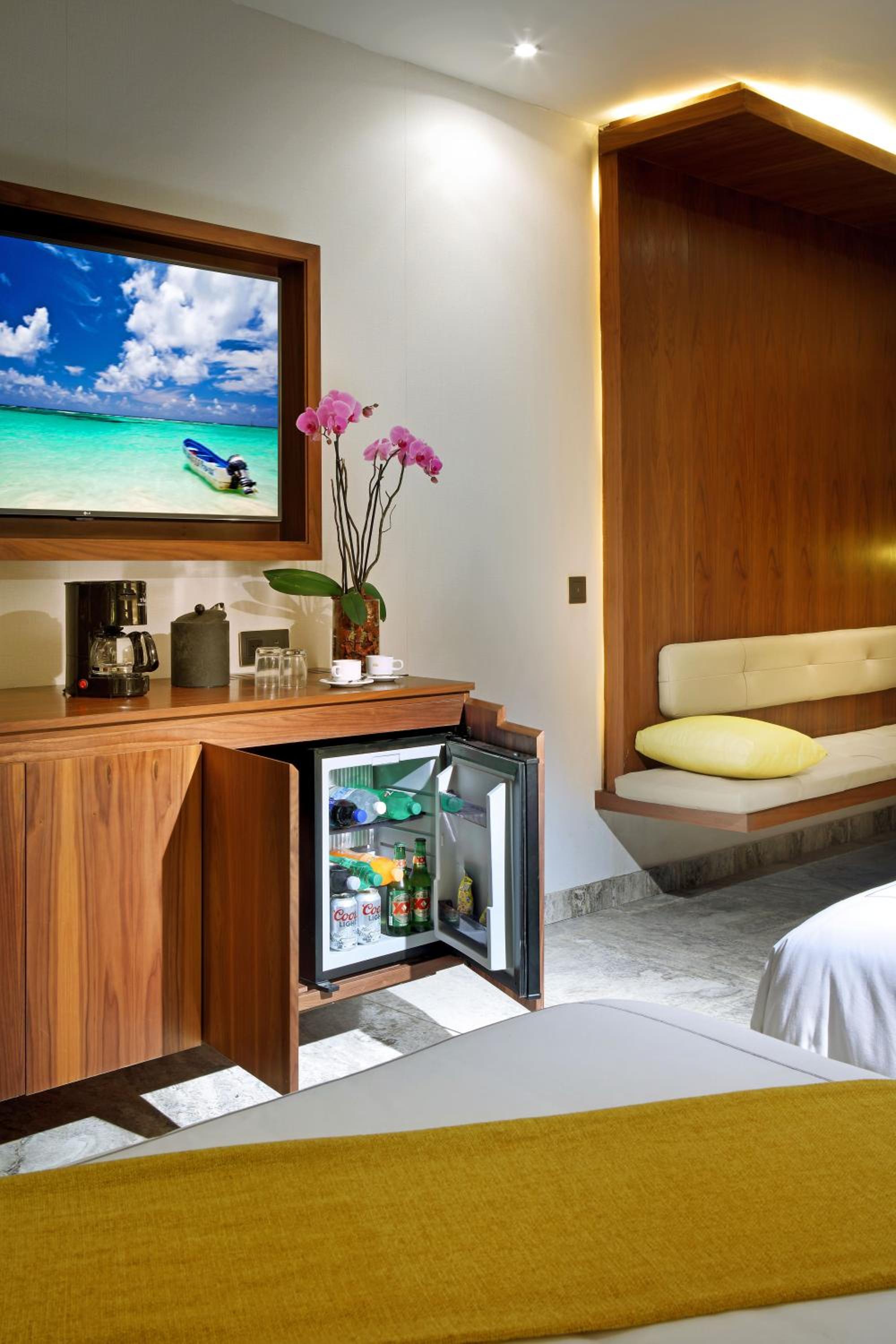 Family Selection Junior Suite Beachside