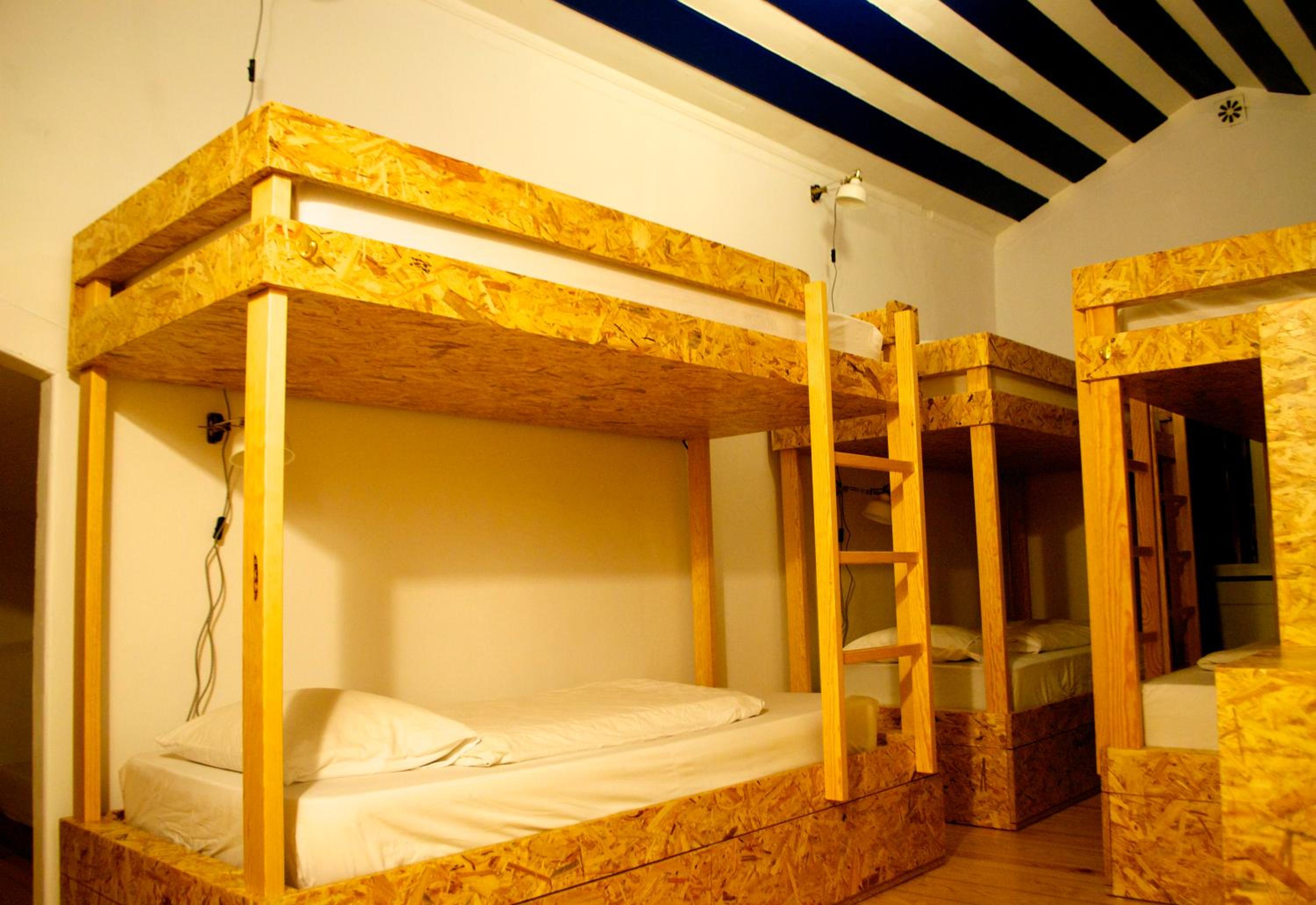 Bed in 10-Bed Female Only Dormitory Room photo 3