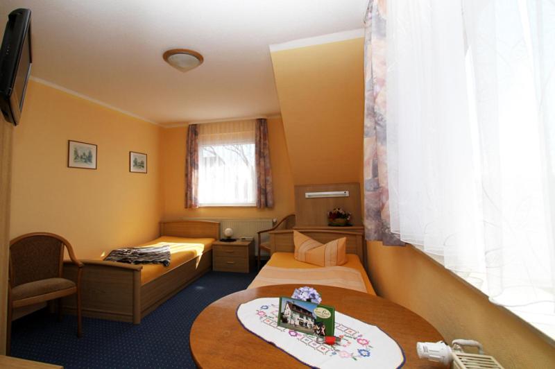 Single Room photo 3