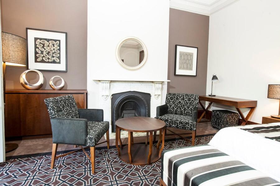 Luxury Queen Suite with Balcony