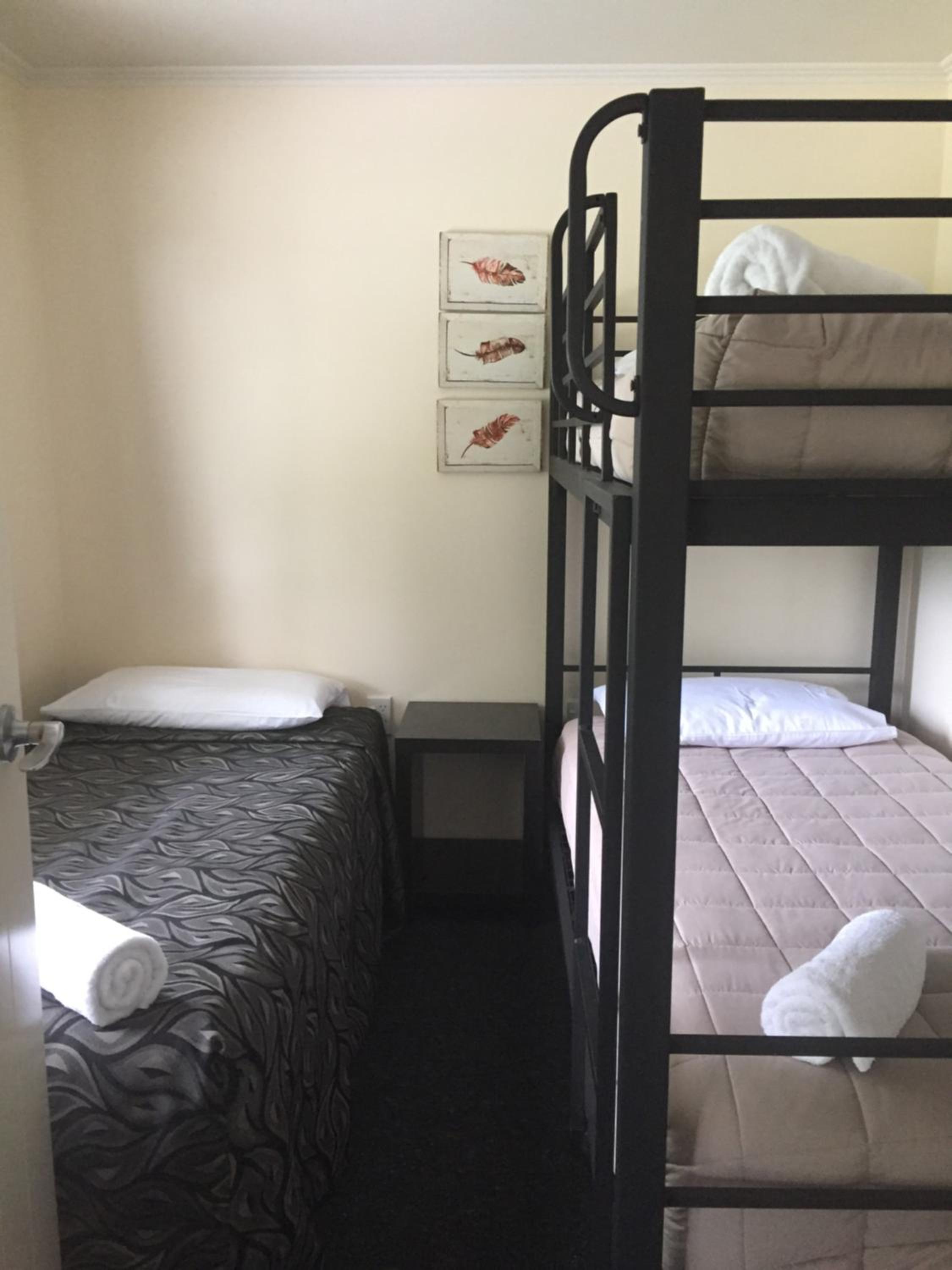 One-Bedroom Apartment photo 2