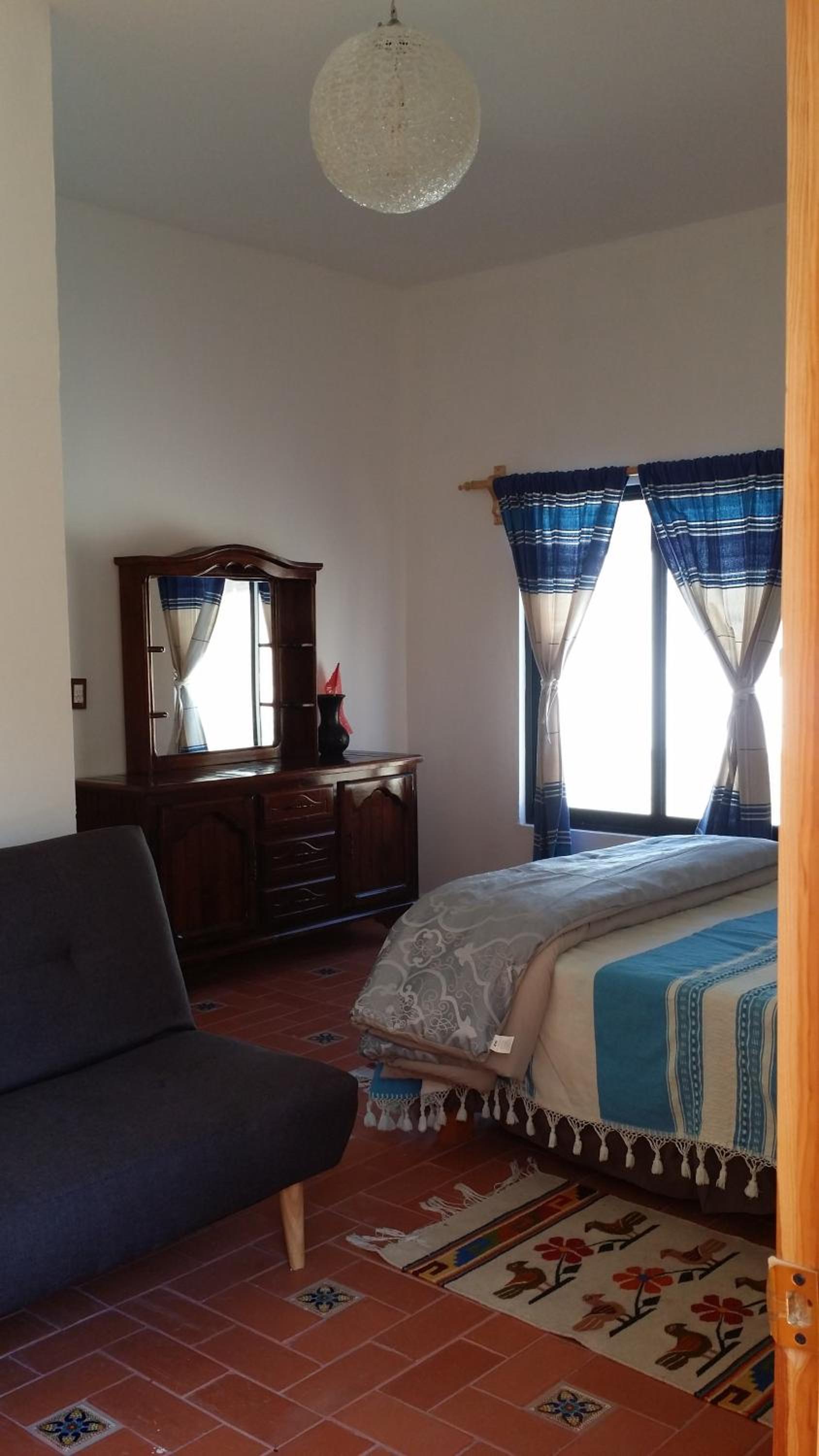 Deluxe Queen Suite - Photo 4