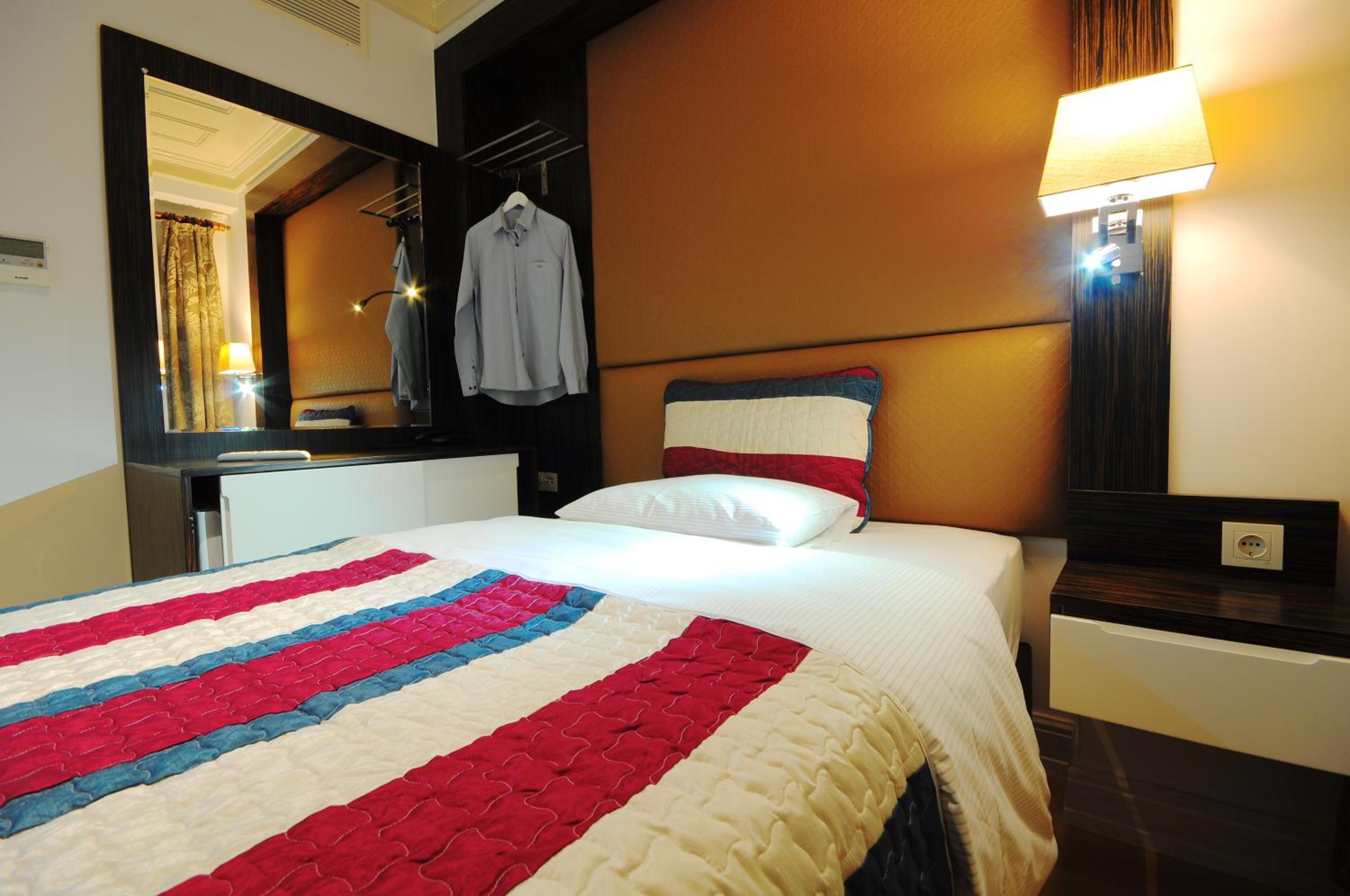 Single Room photo 1