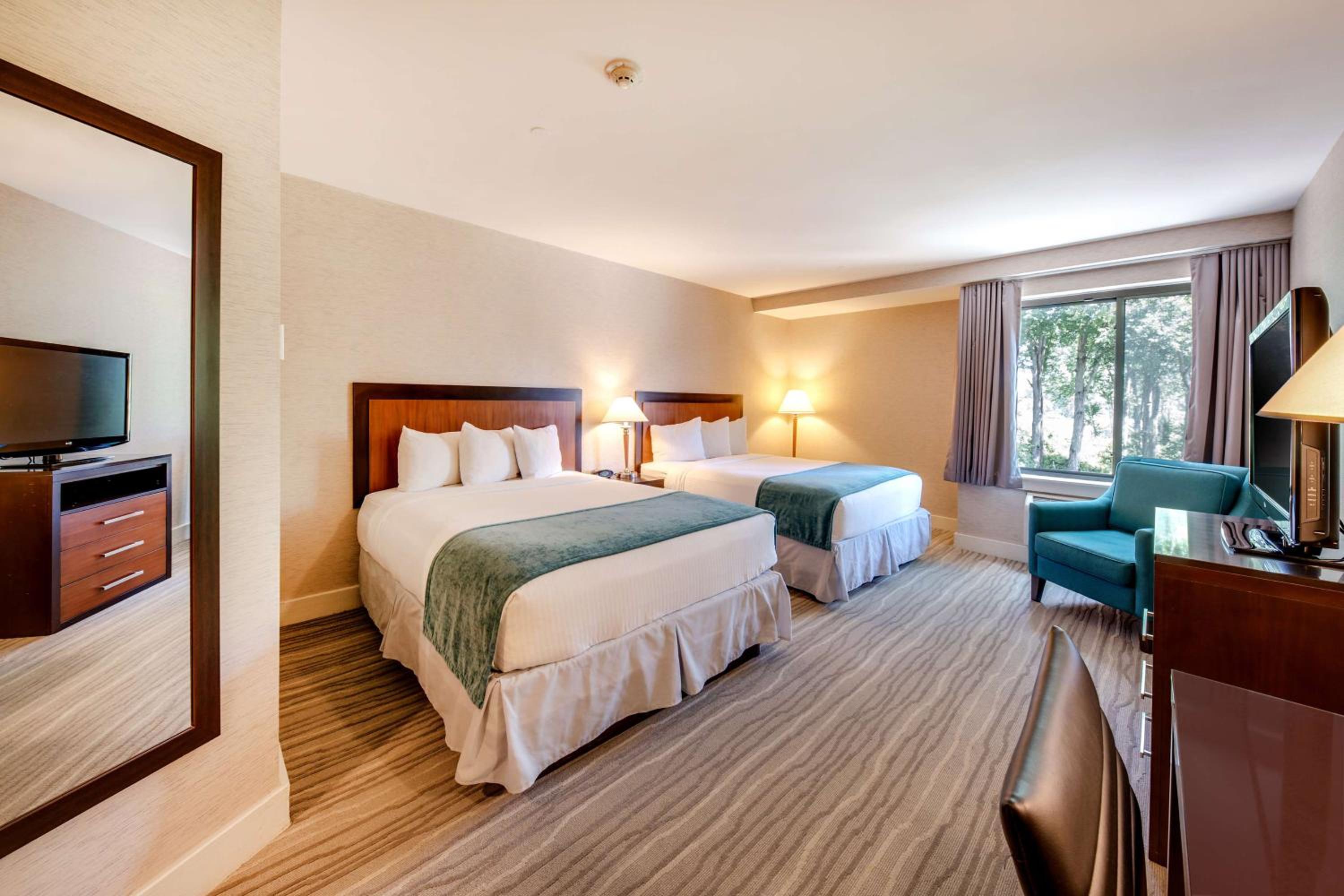 Double Room with Two Double Beds - Photo 1