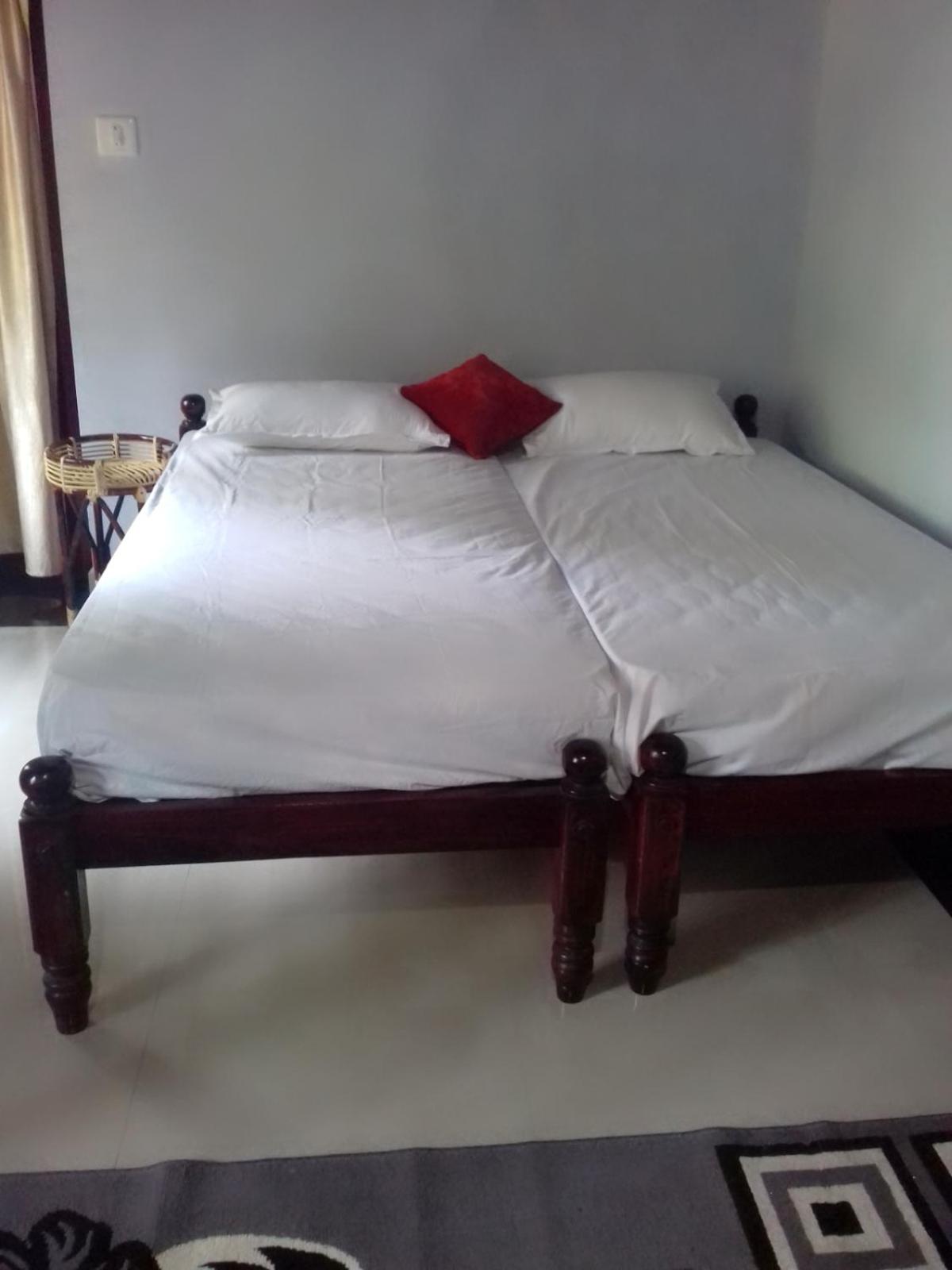 Double Room with Private Bathroom photo 1