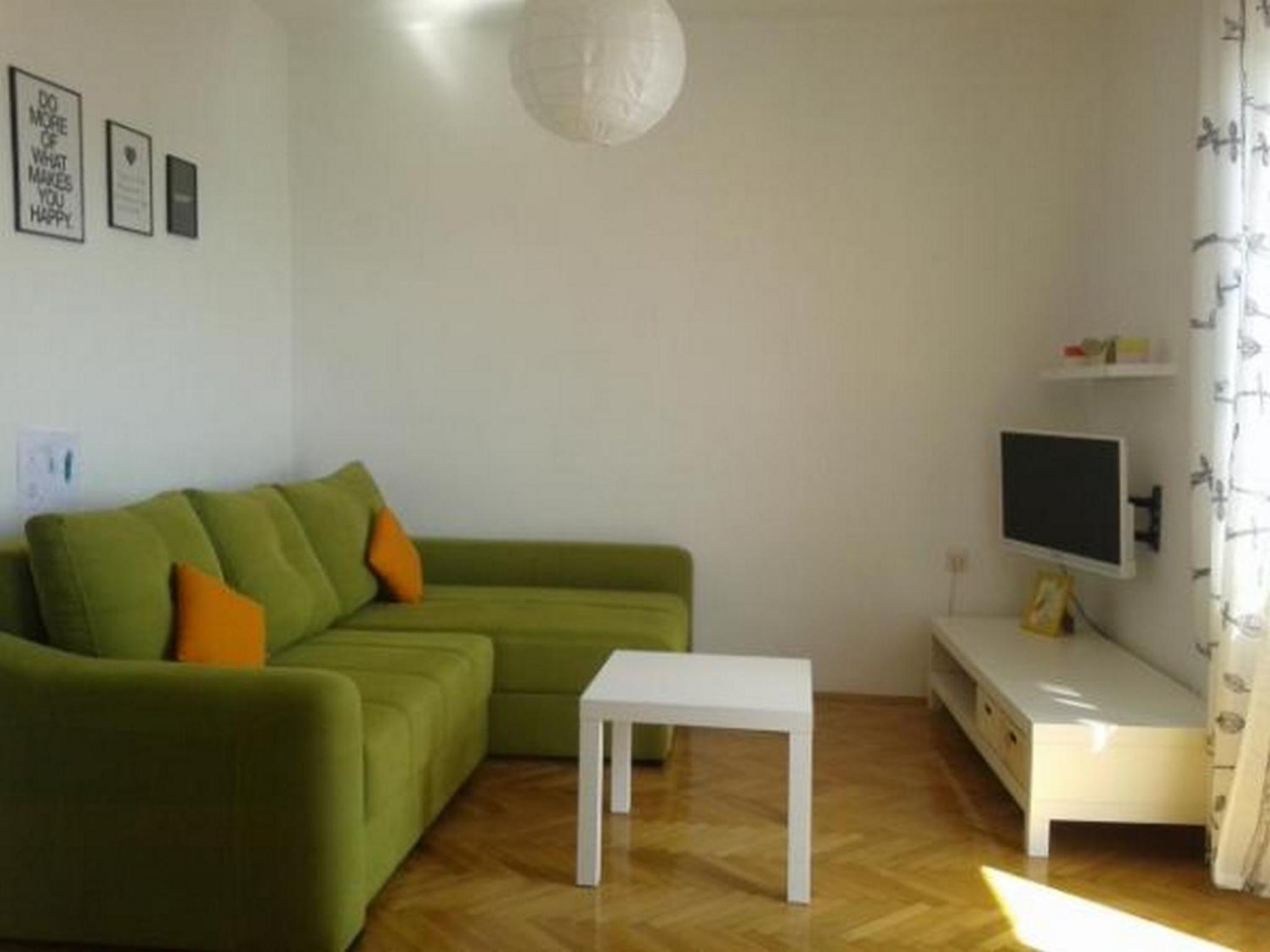 Comfort Two Bedroom Apartment with Balcony and Sea View photo 3