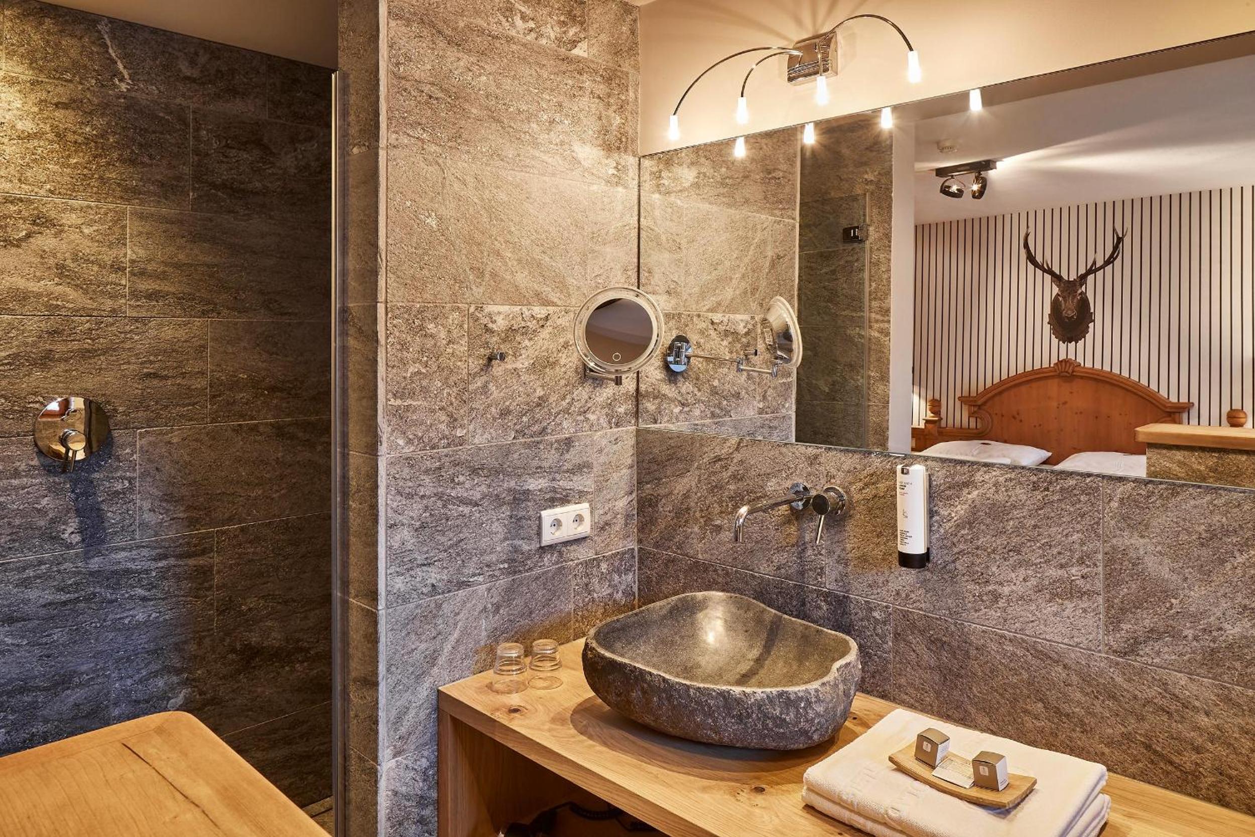 Superior Double Room - Photo 8
