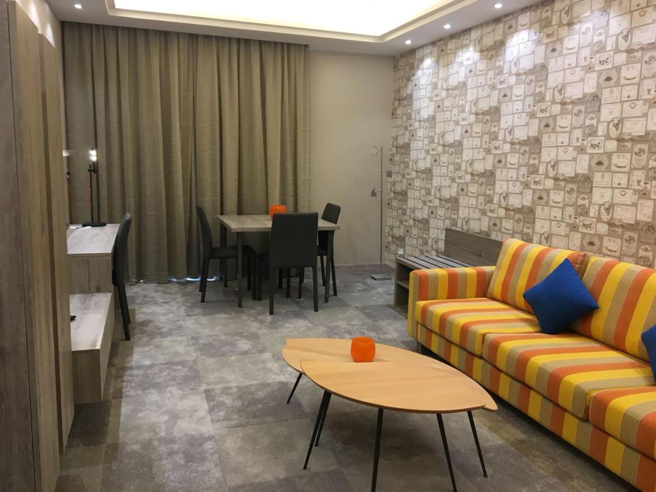 Executive Suite photo 2
