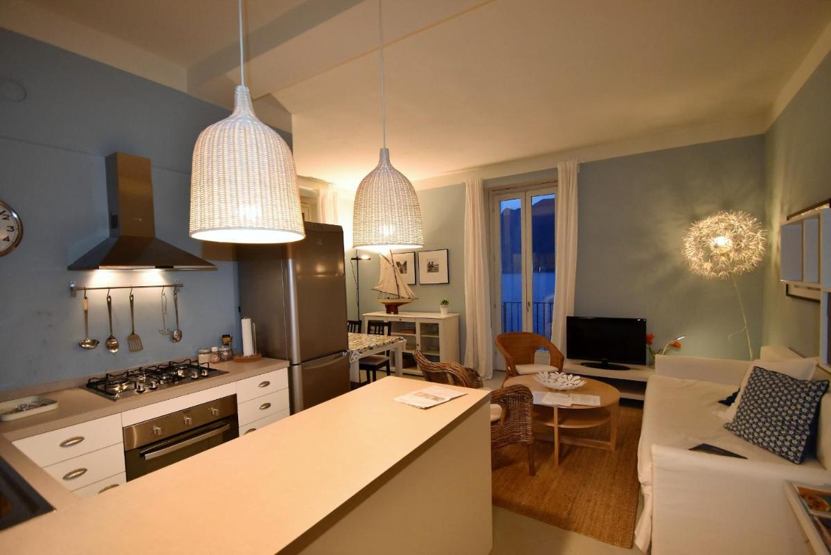 Apartment photo 2