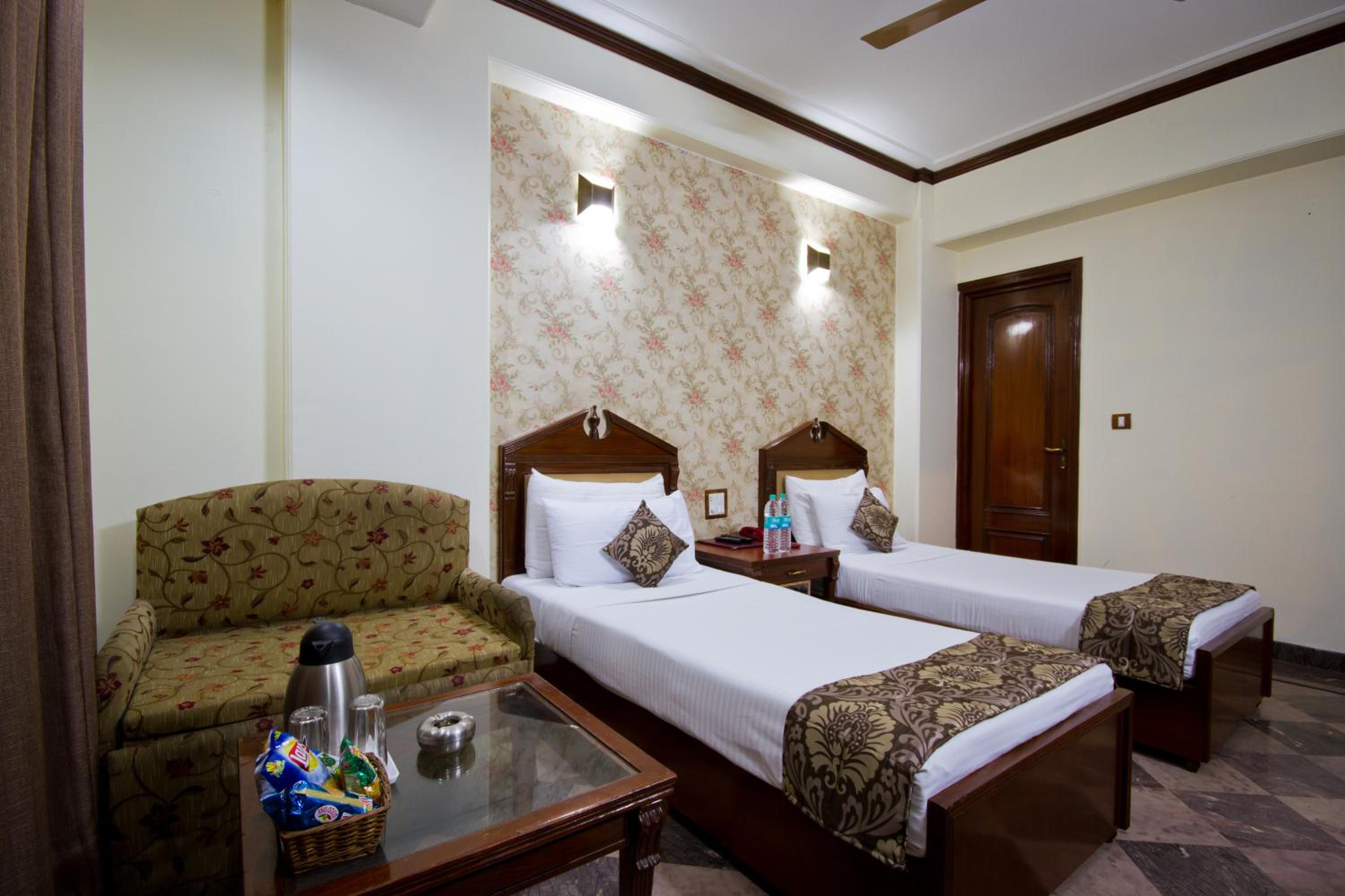 Standard Double or Twin Room photo 1