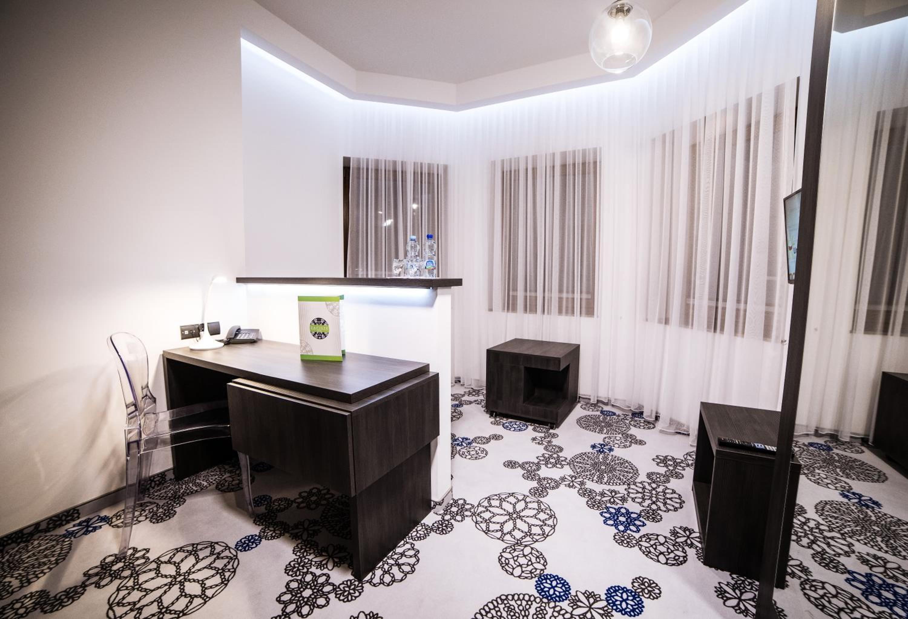 Deluxe Single Room with Balcony photo 1