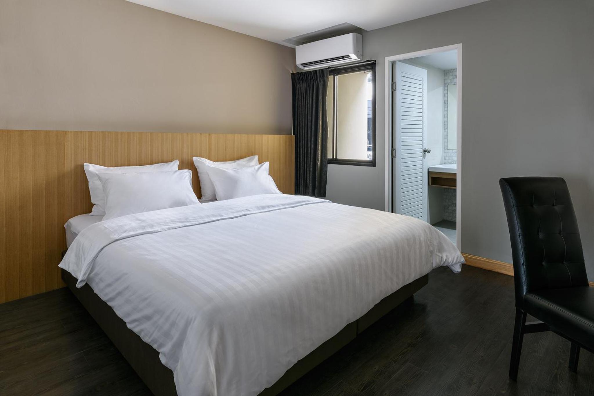 Double Room with Private Bathroom photo 1