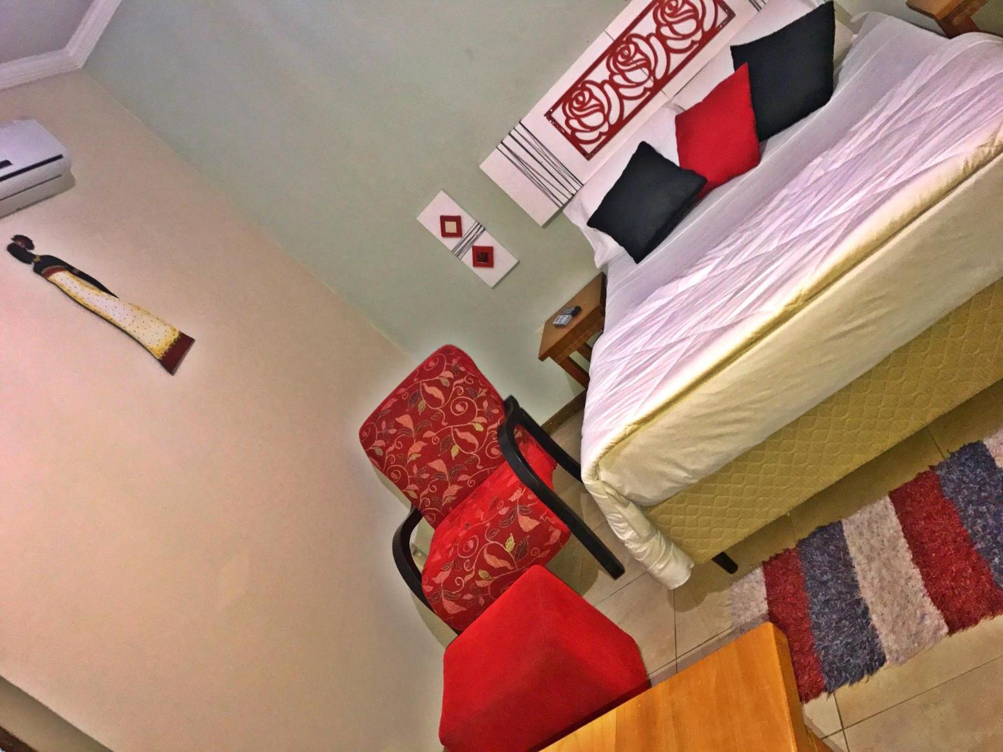 Deluxe Suite photo 1