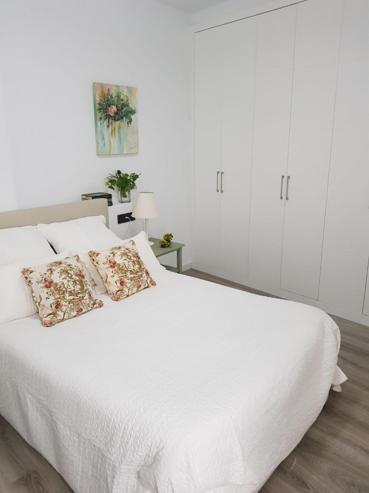 Apartment - Photo 1