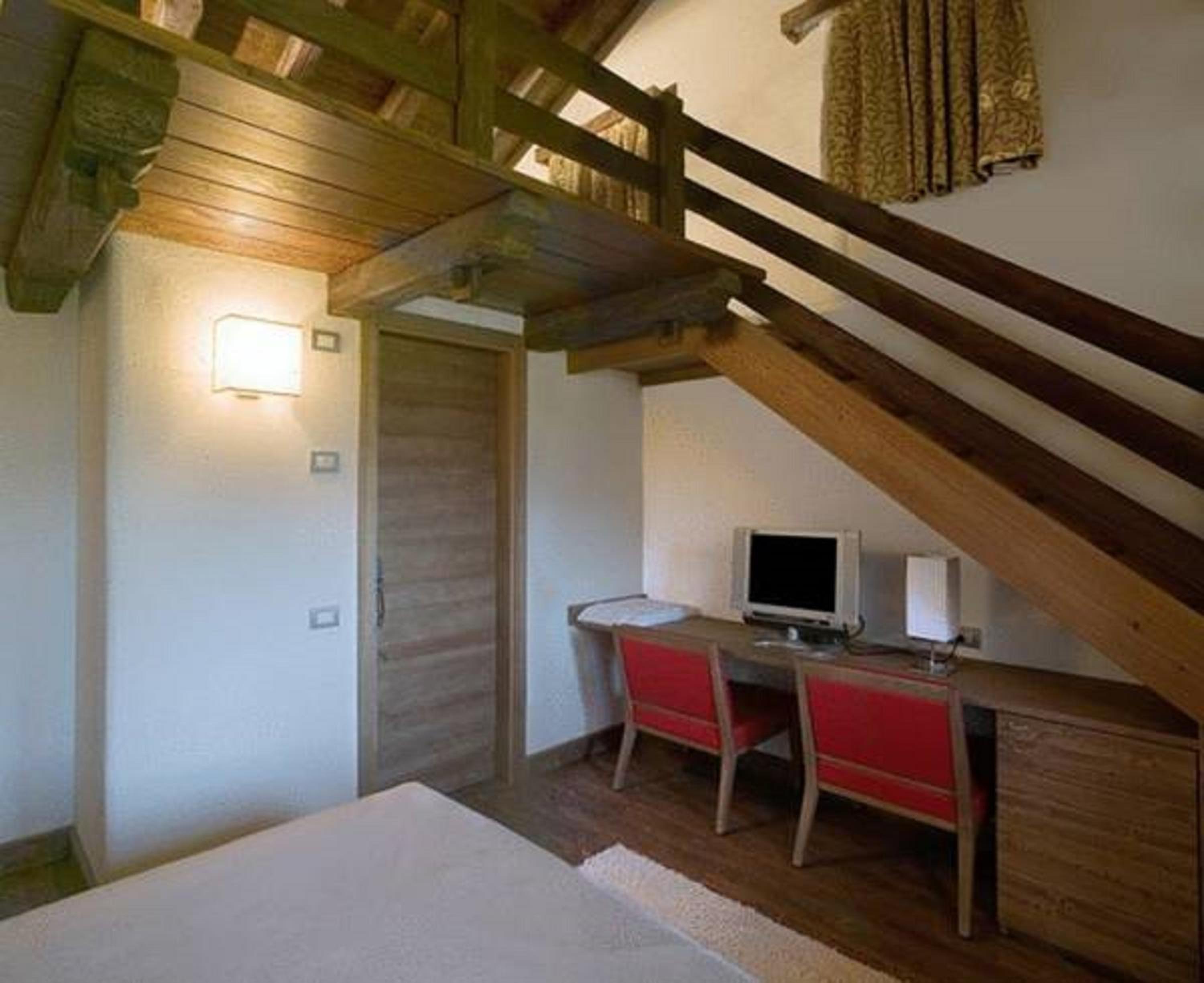 Classic Quadruple Room photo 2