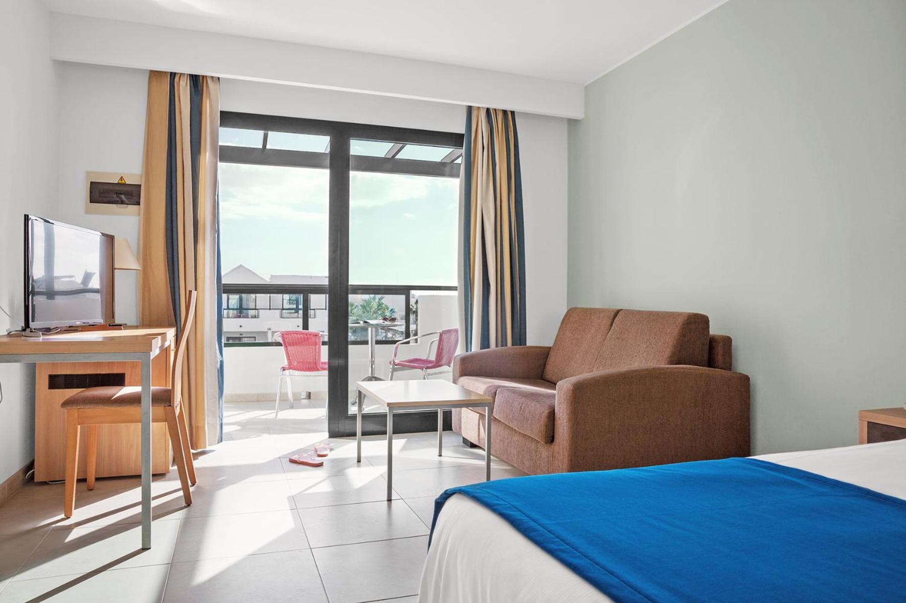 Double Room with Pool View