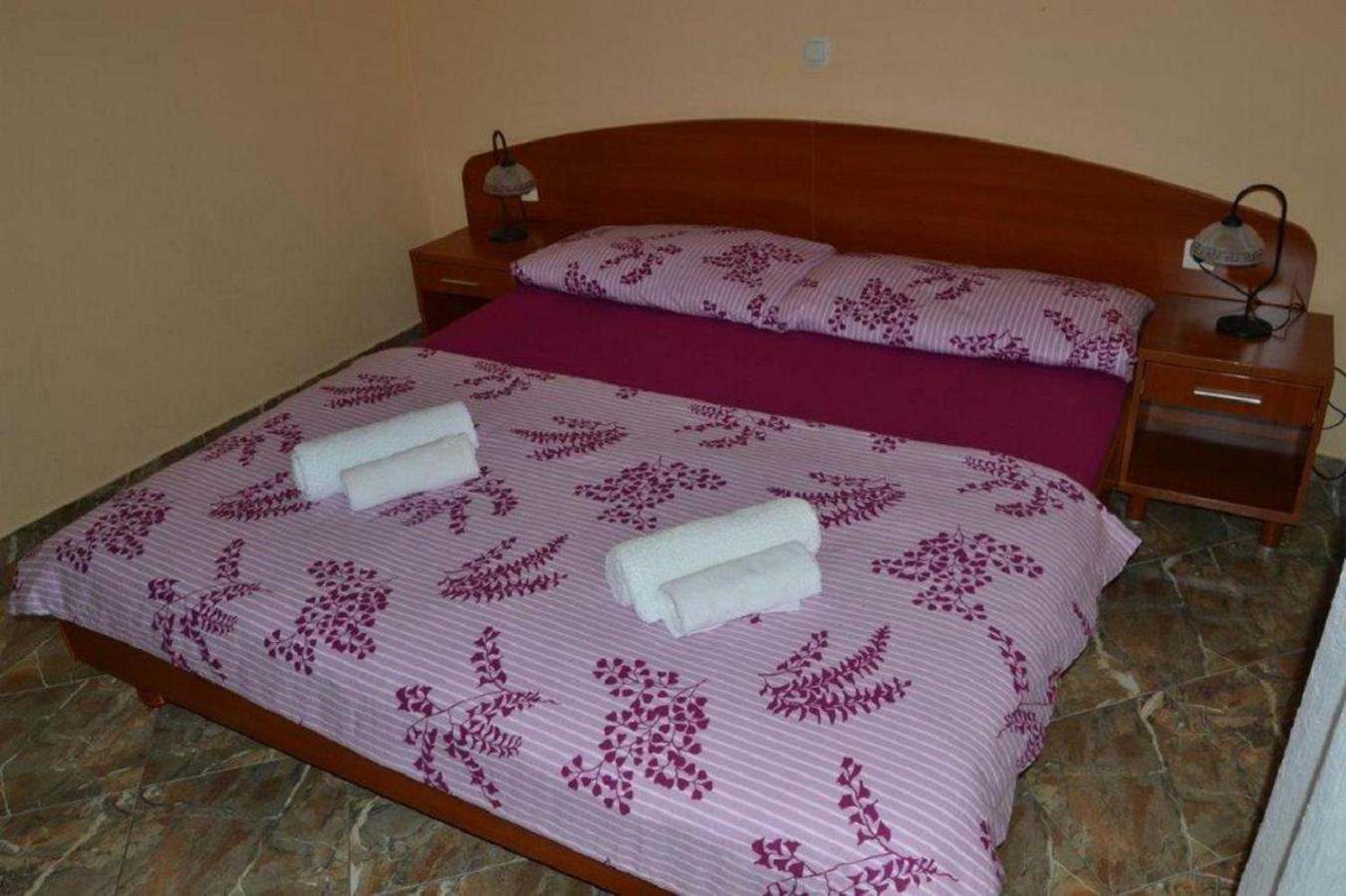 Apartment with Sea View (2 Adults)