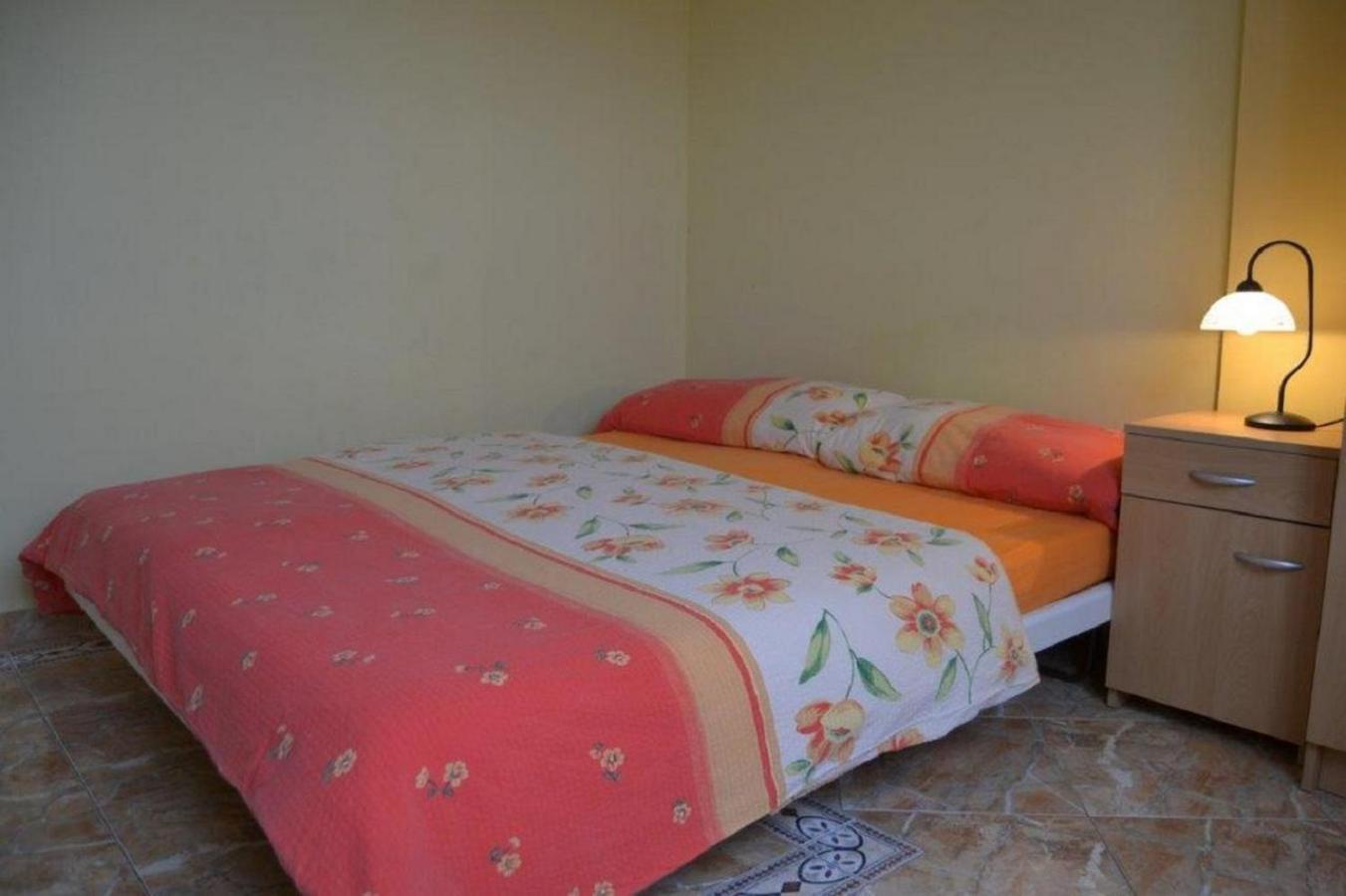 Apartment with Sea View (4 Adults)