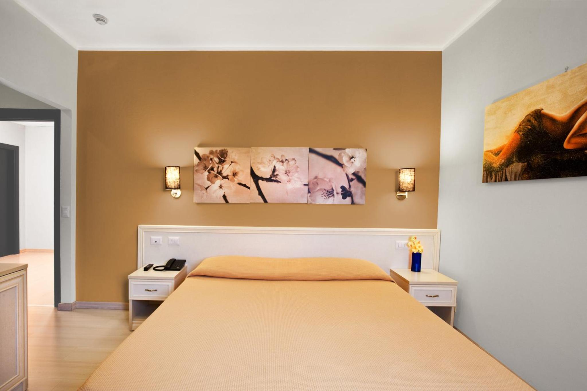 Superior Double or Twin Room - Photo 2
