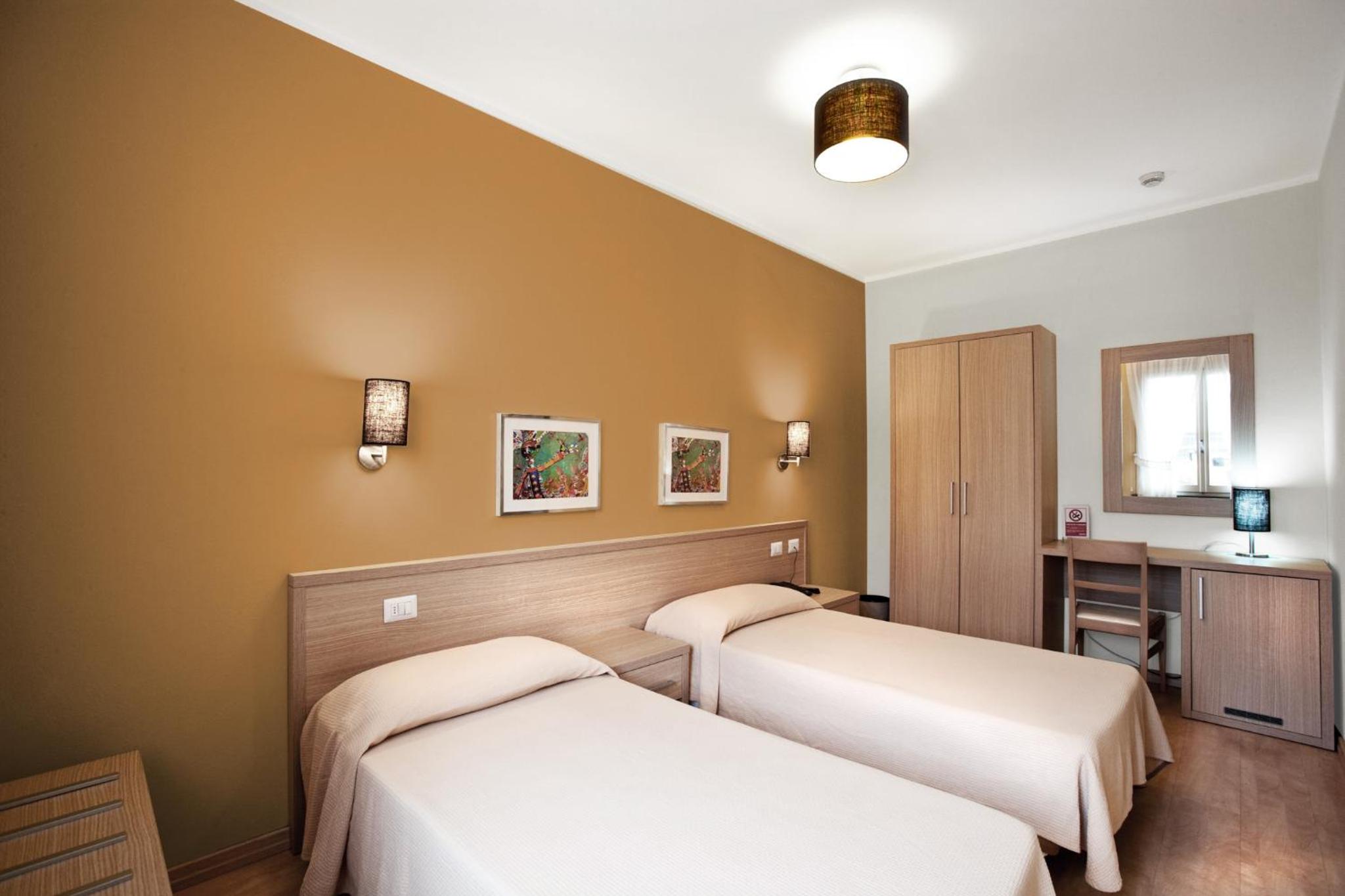 Superior Double or Twin Room - Photo 1
