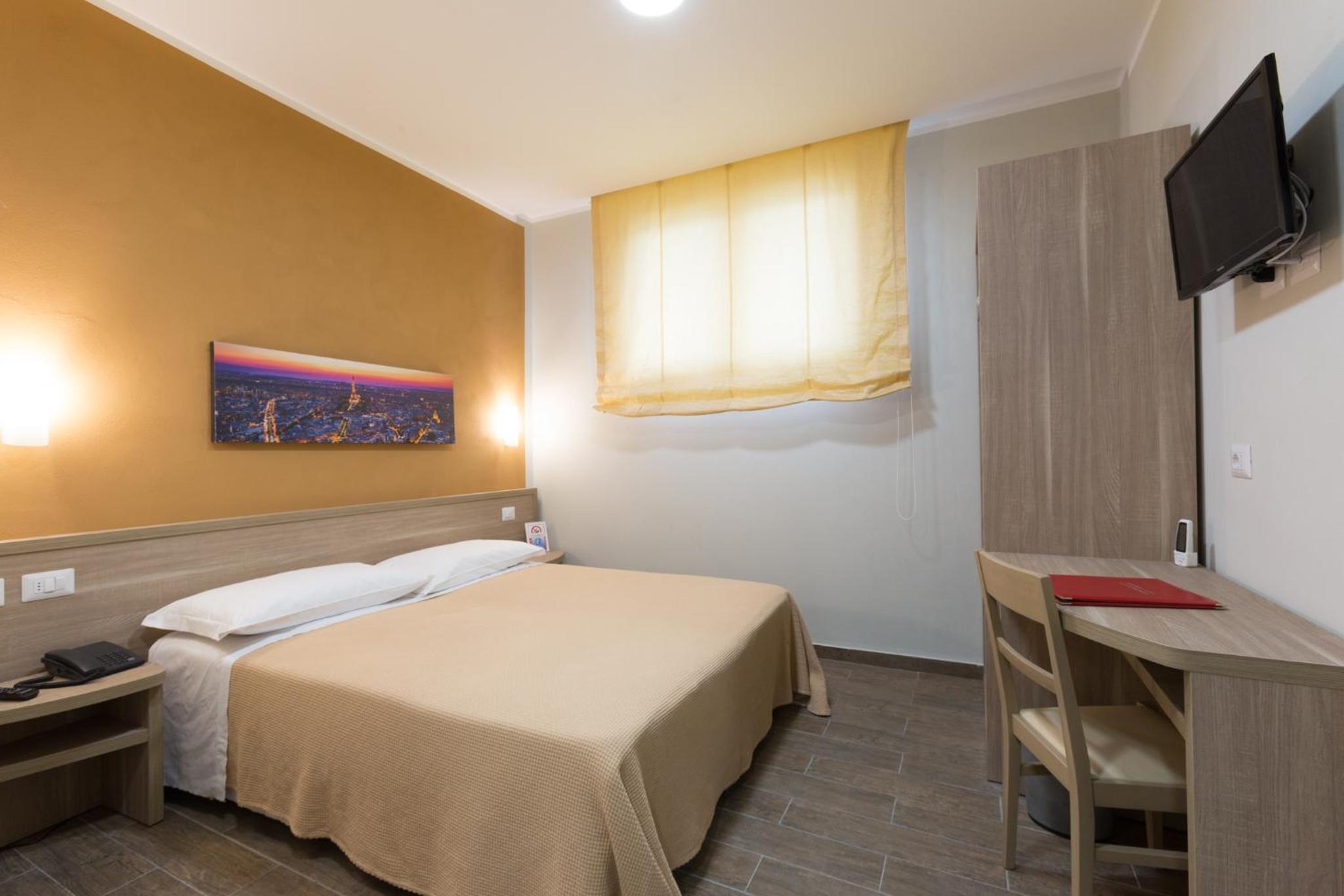 Superior Double or Twin Room - Photo 5