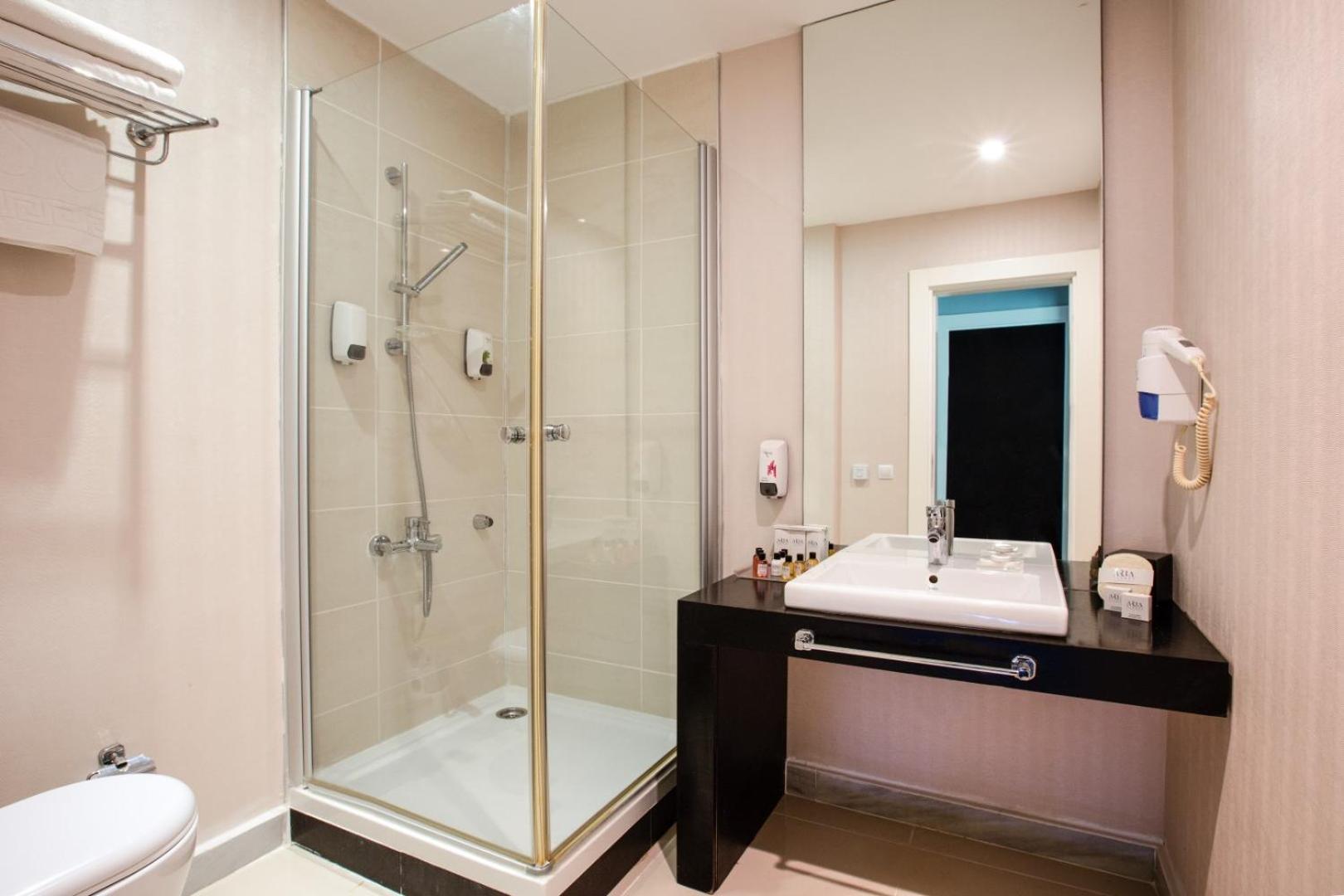 Villa with Private Pool photo 3