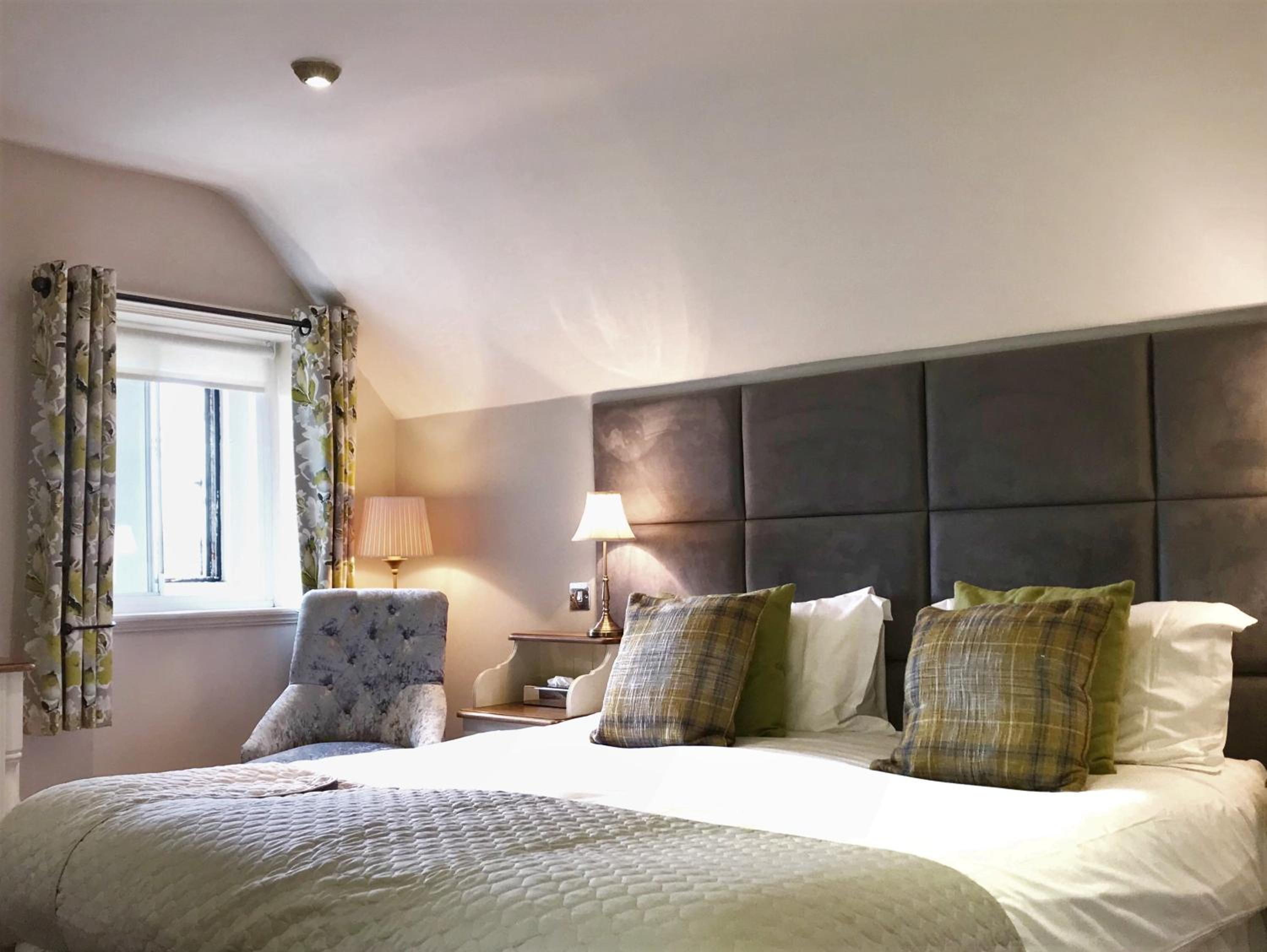Standard Double Room - Photo 10