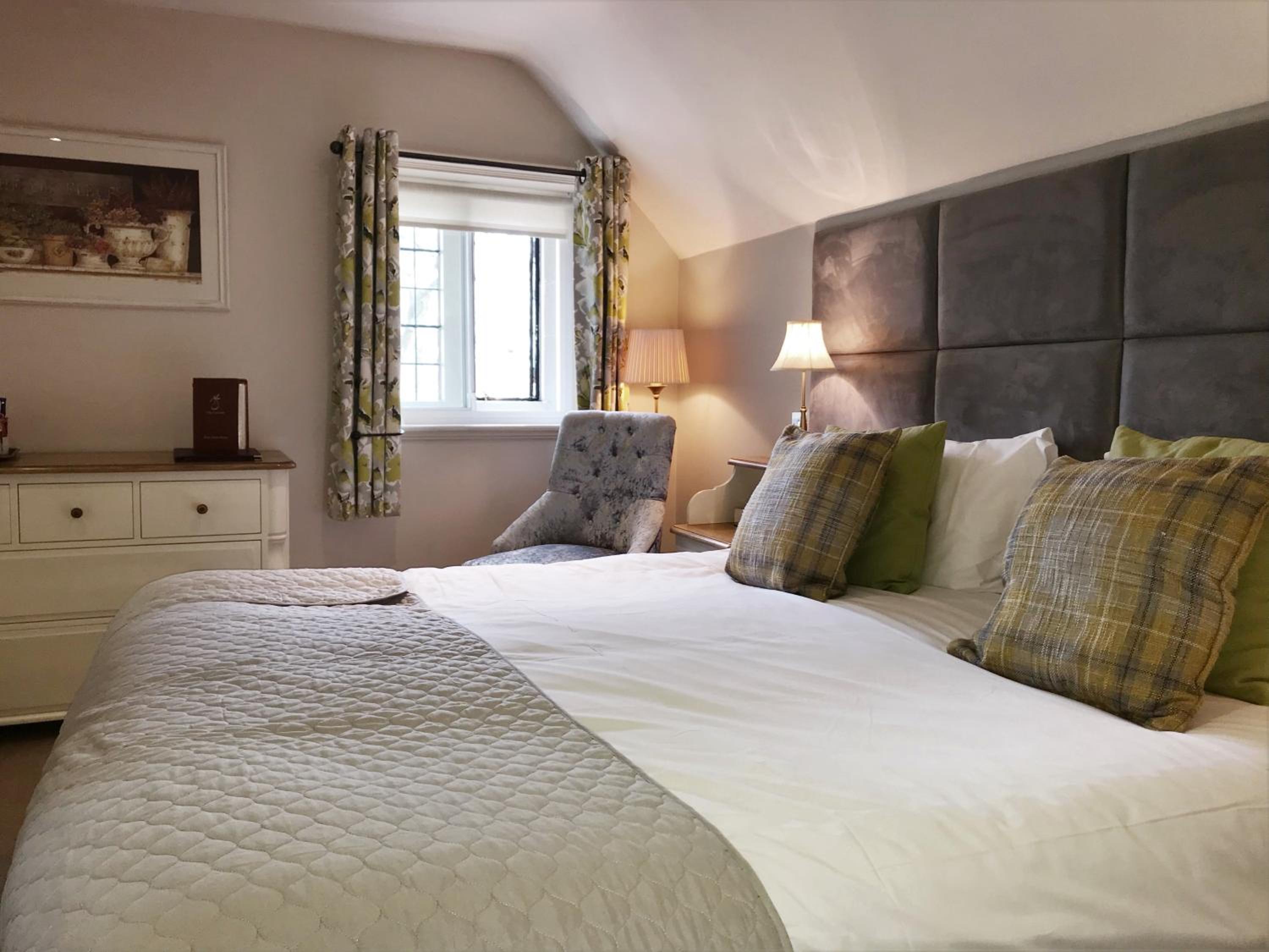 Standard Double Room - Photo 5
