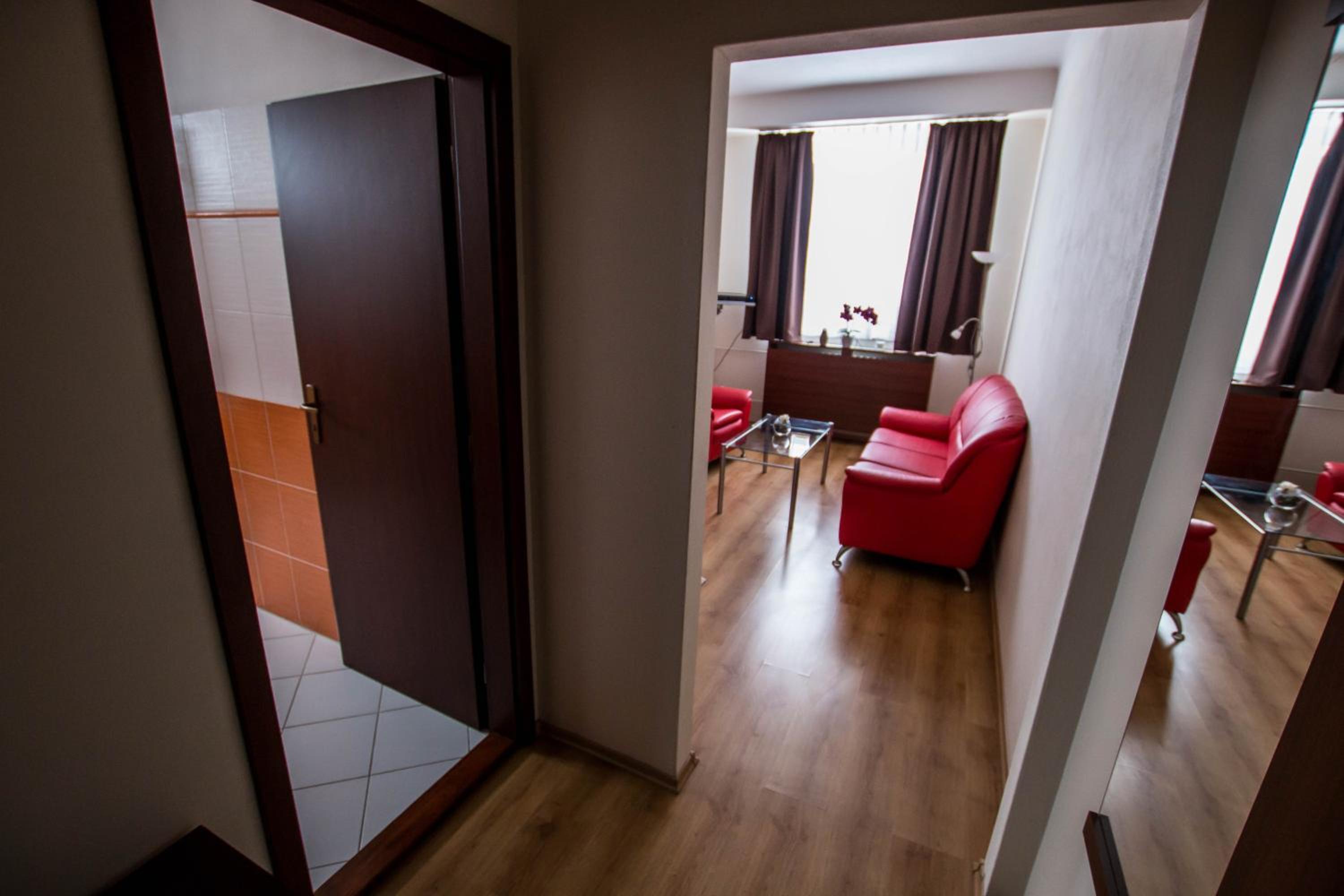 Apartment - Photo 5