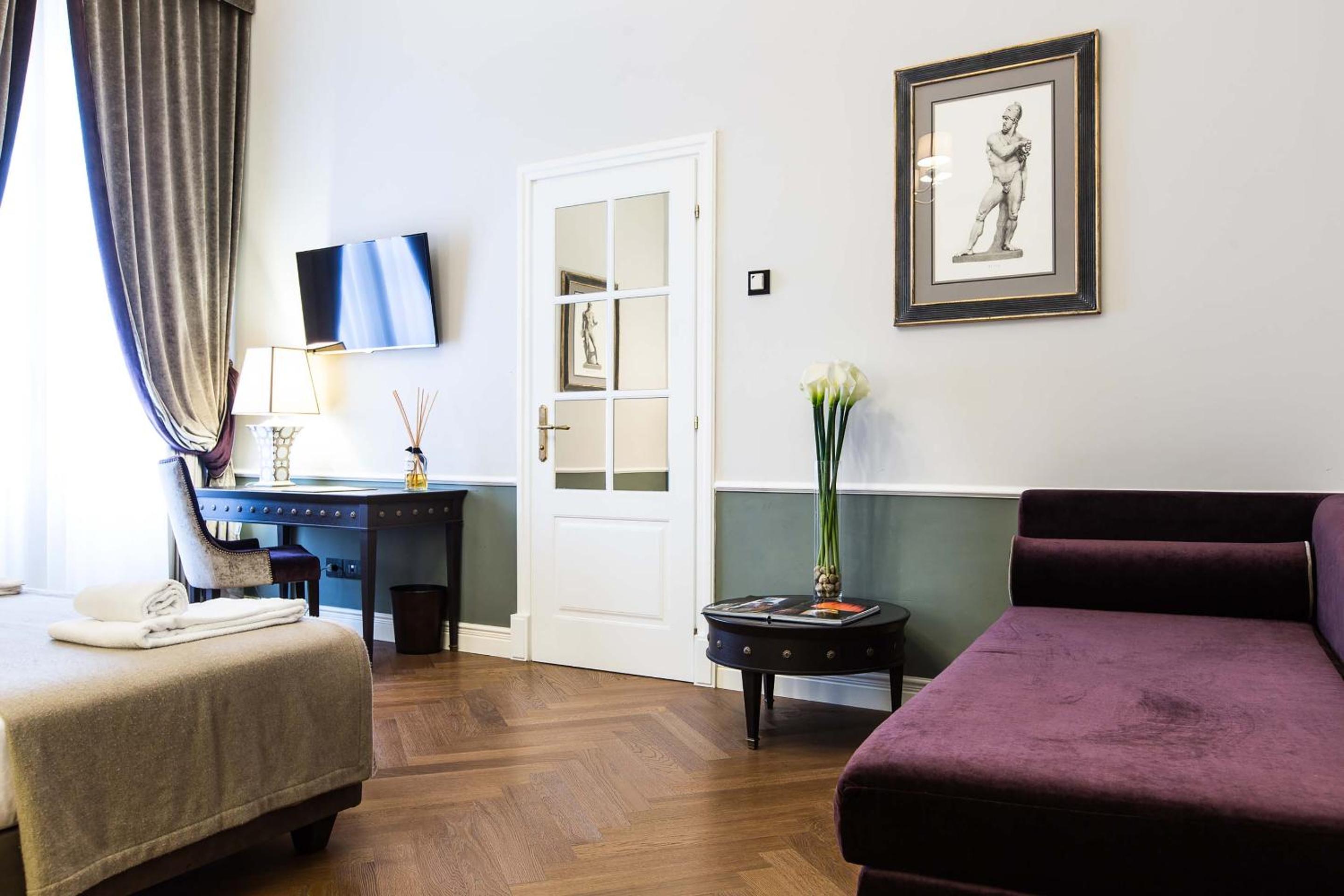 Executive Room with Turkish Bath photo 2