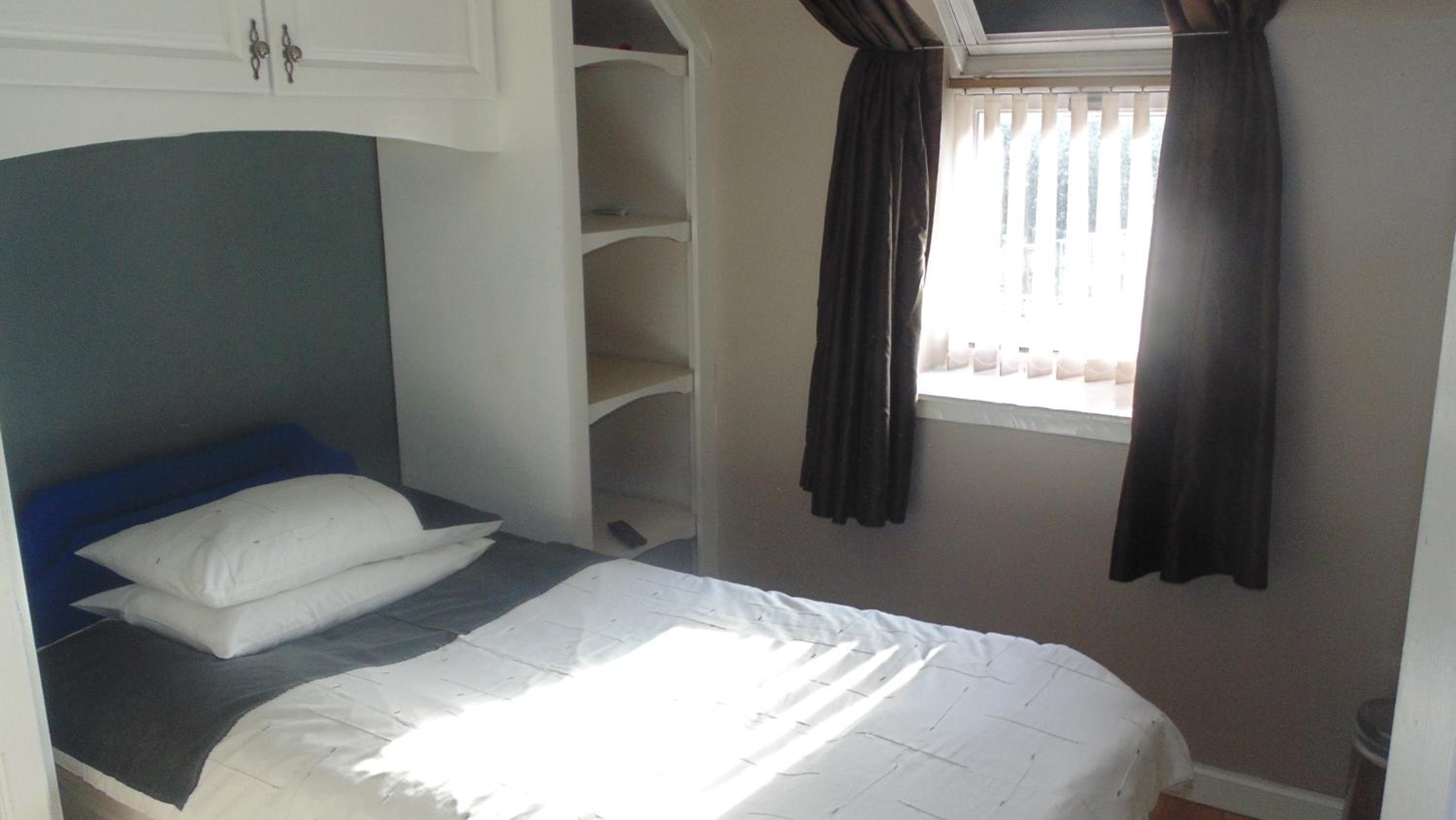 Single Room photo 1