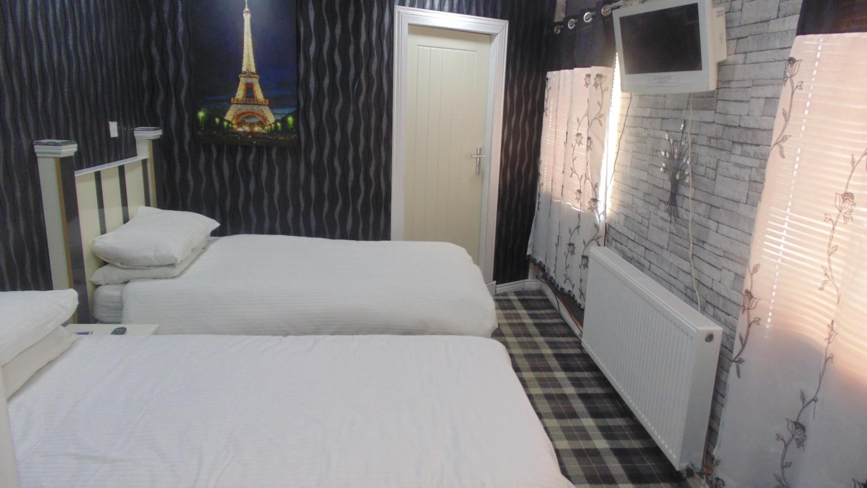 Budget Twin Room photo 1