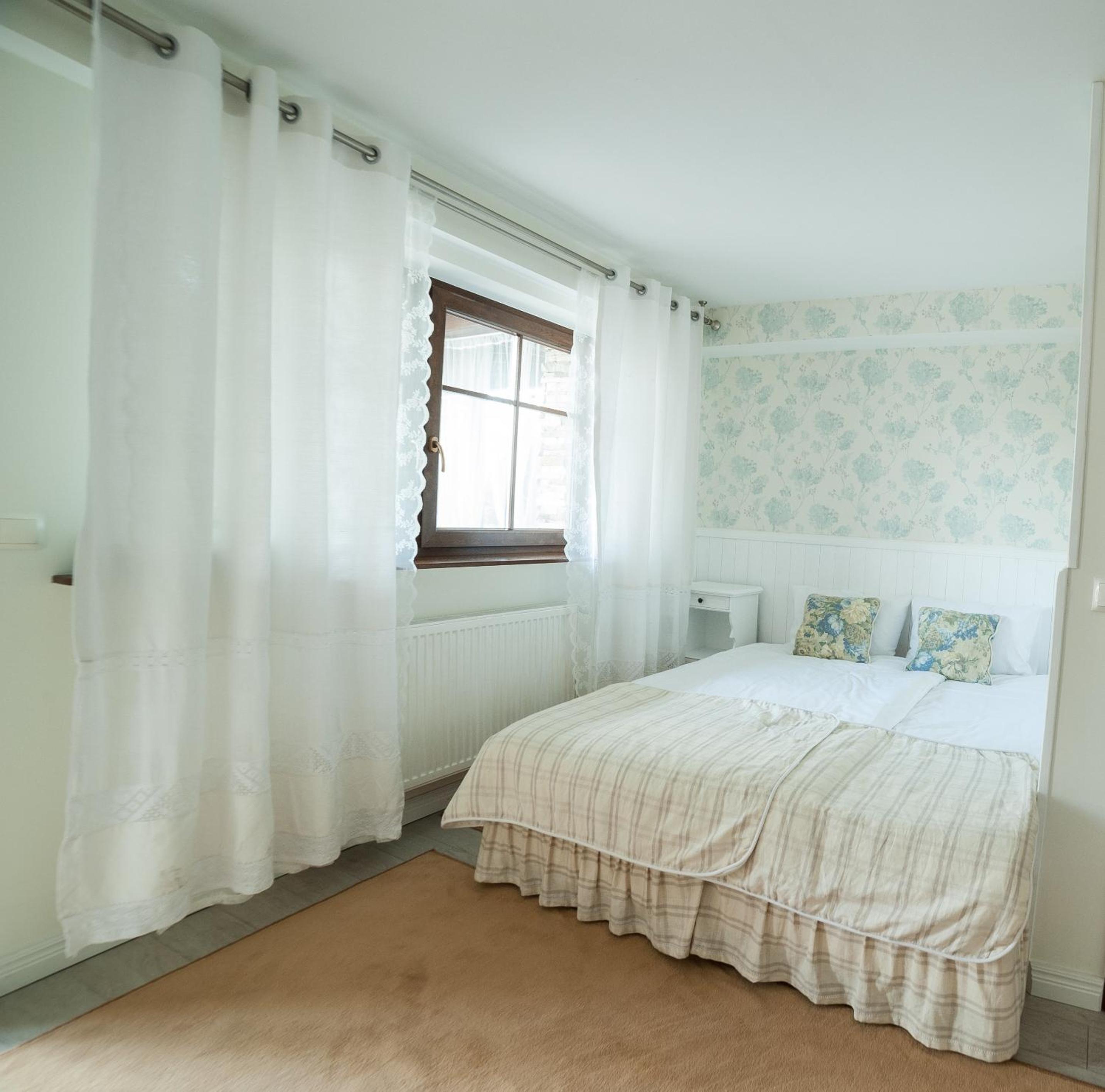 Double Room with Private Bathroom photo 3